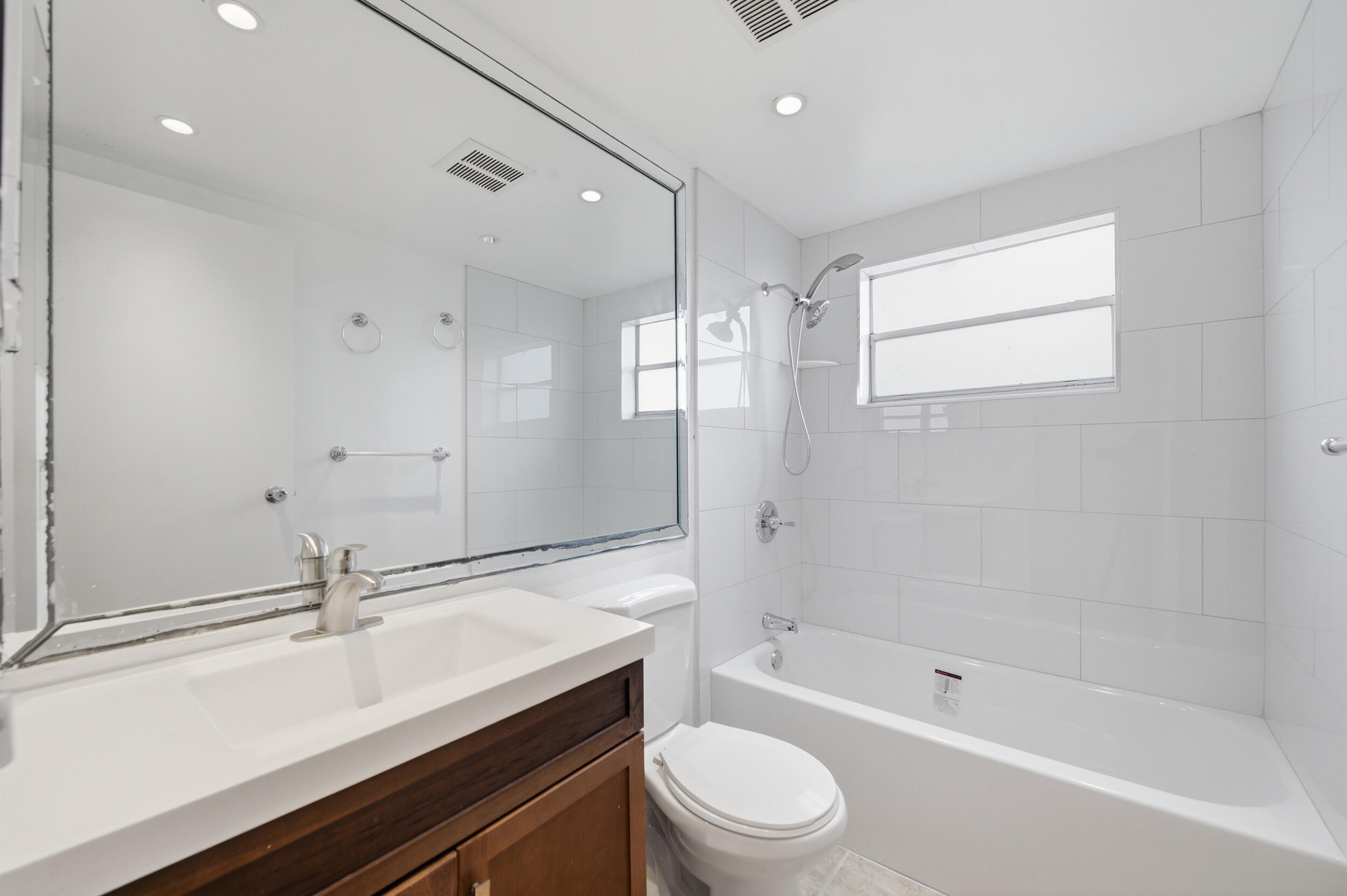 97 Saxony C Delray Beach, FL 33446