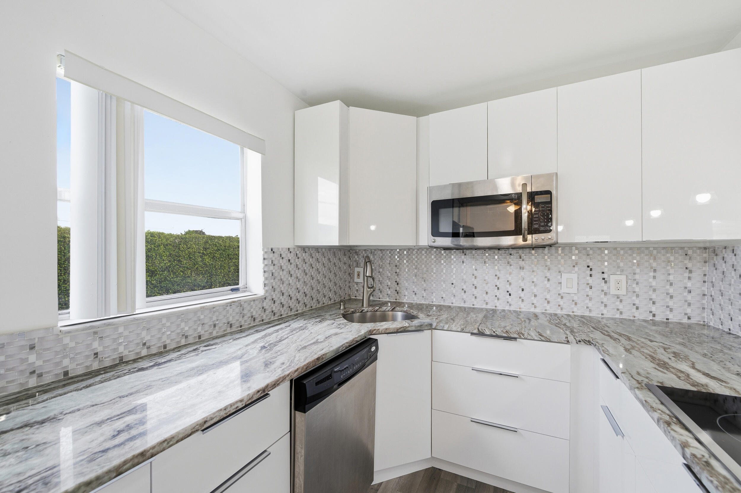 97 Saxony C Delray Beach, FL 33446