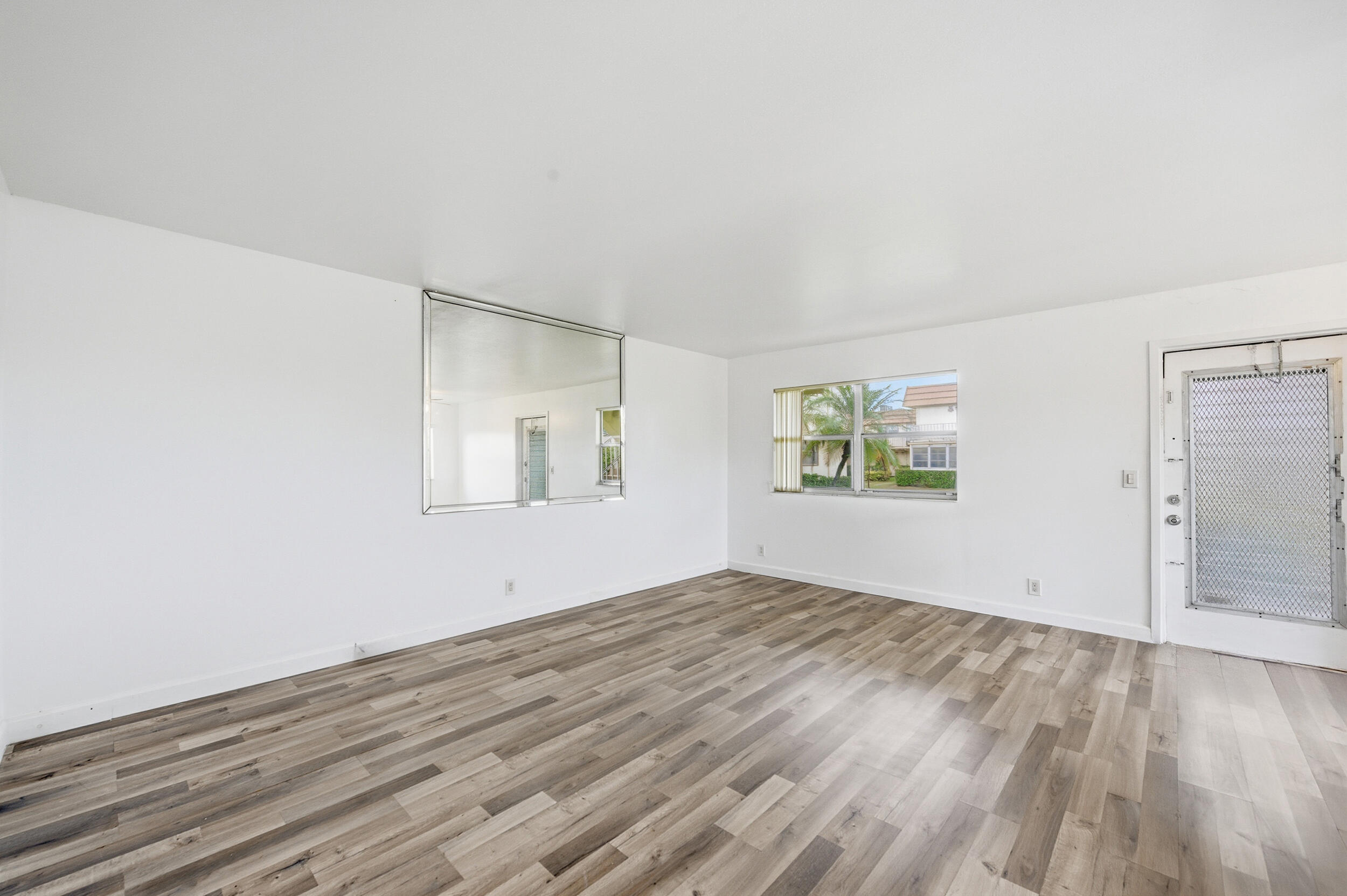 97 Saxony C Delray Beach, FL 33446