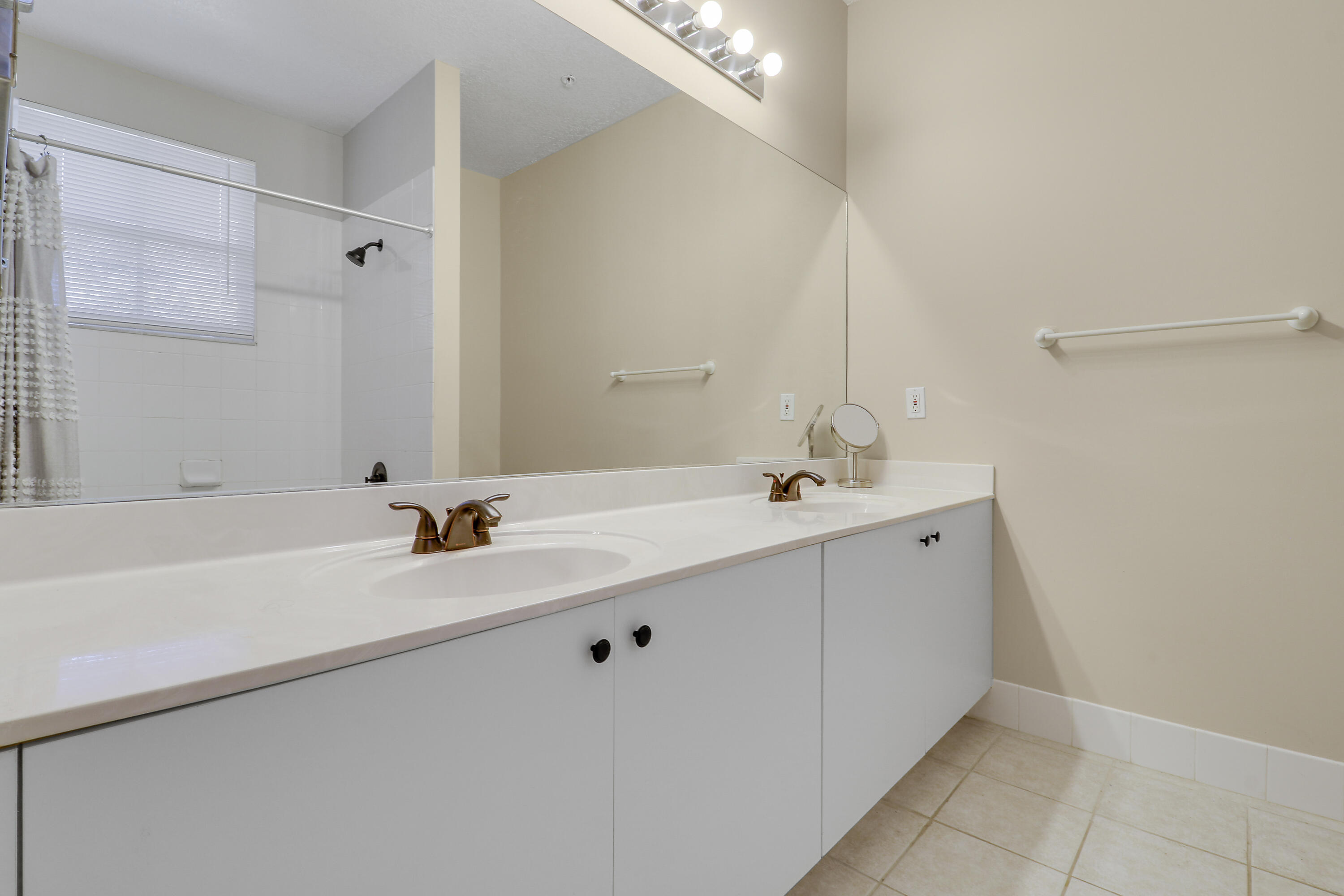 4850 Chancellor #21 Jupiter, FL 33458