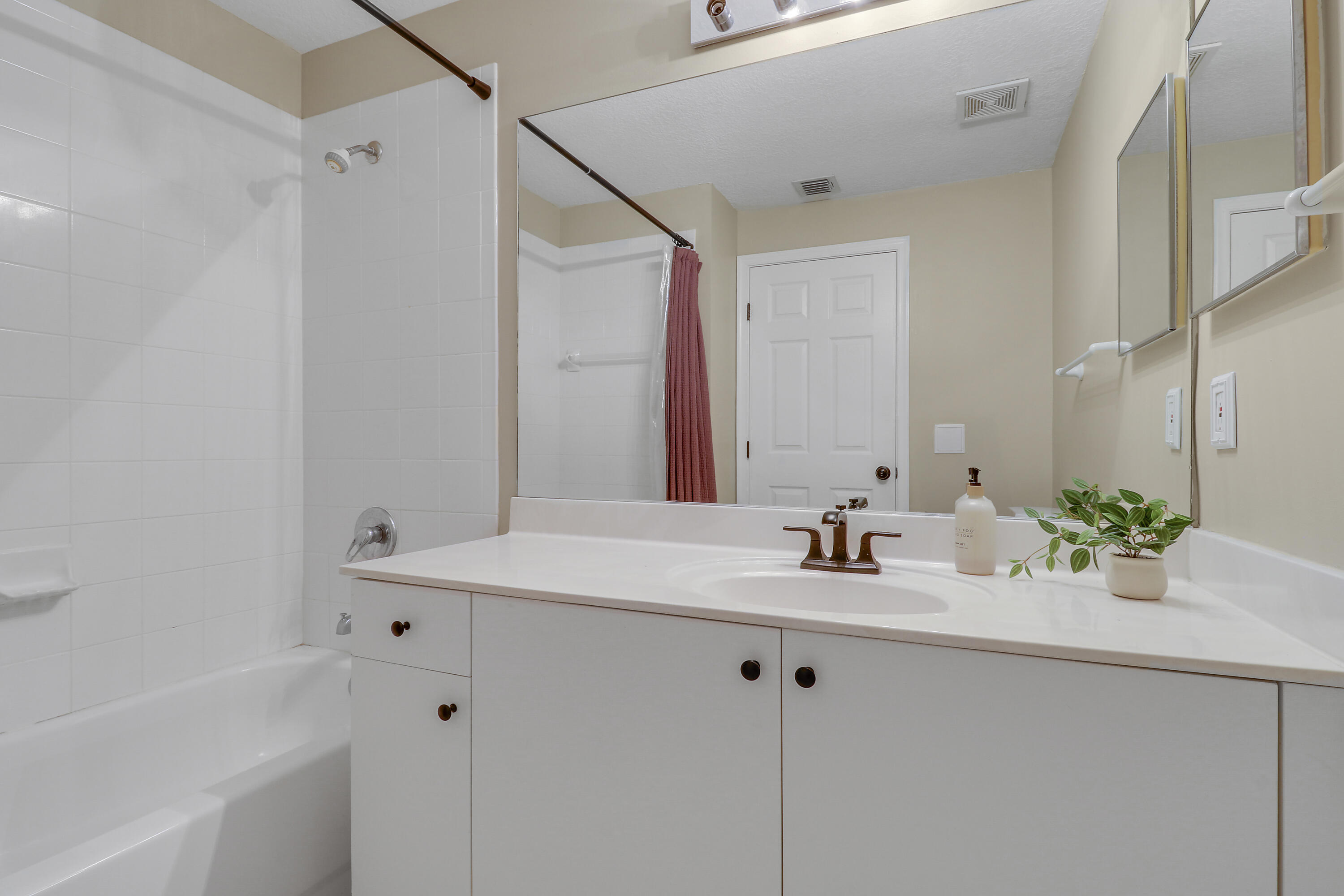 4850 Chancellor #21 Jupiter, FL 33458