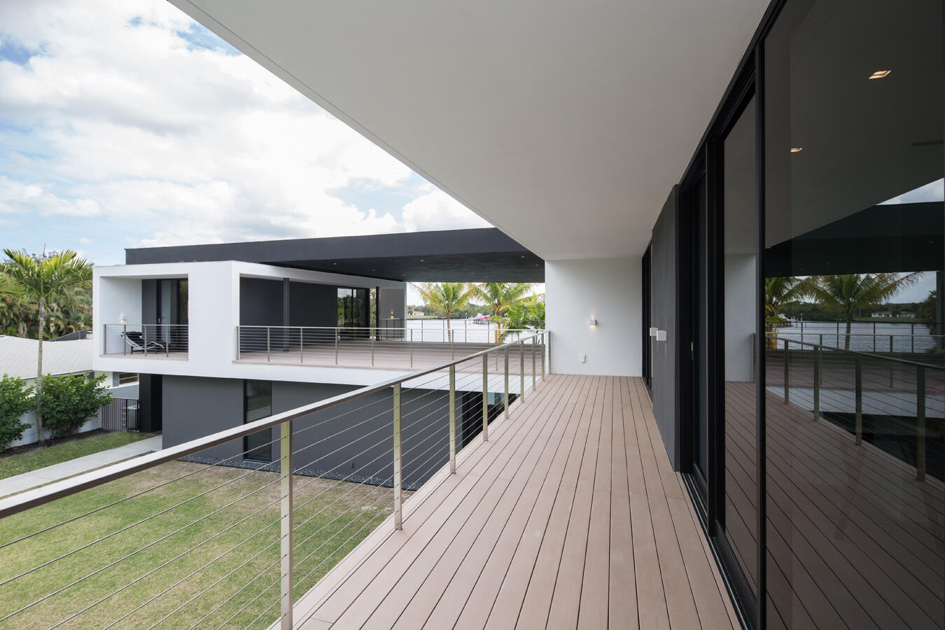 5706 Holly Jupiter, FL 33458