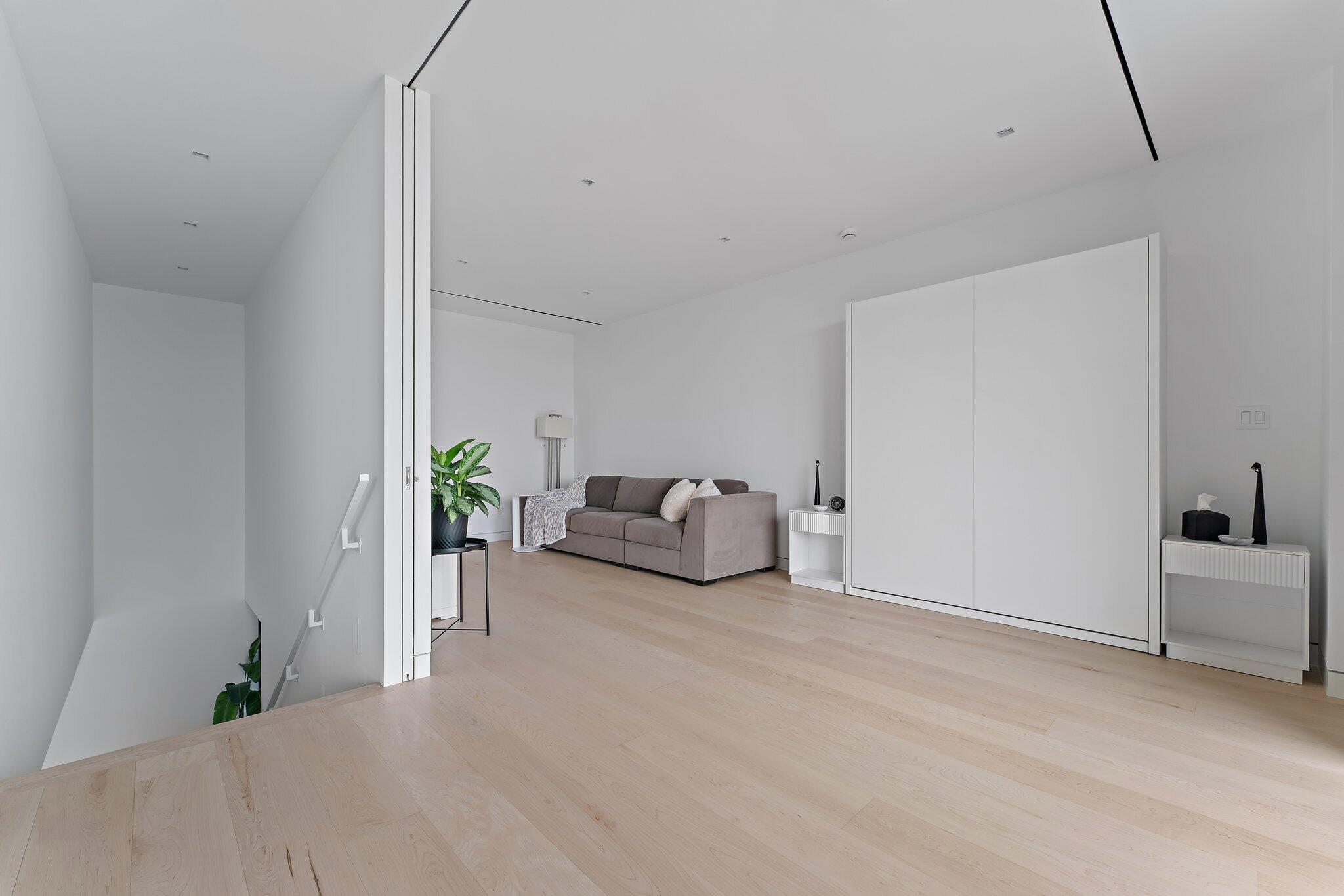 5706 Holly Jupiter, FL 33458