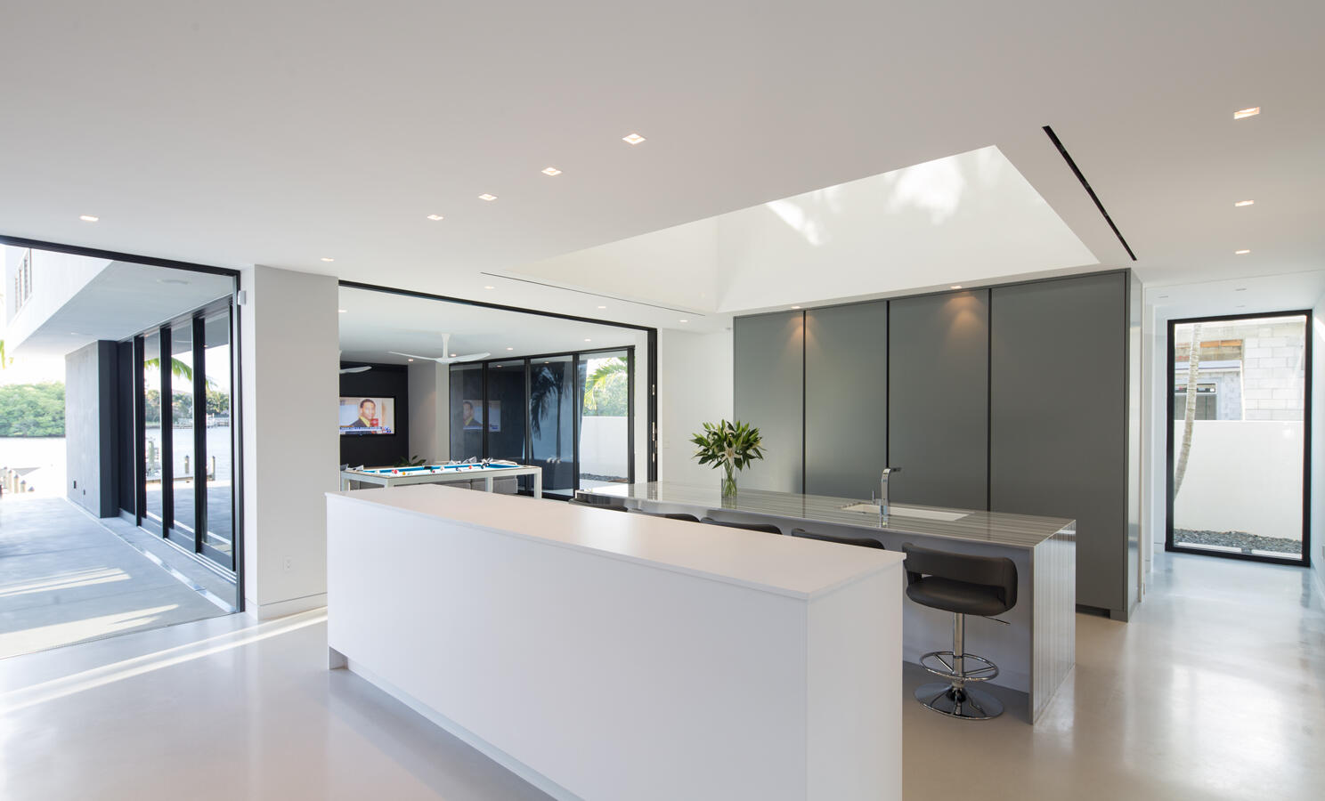 5706 Holly Jupiter, FL 33458