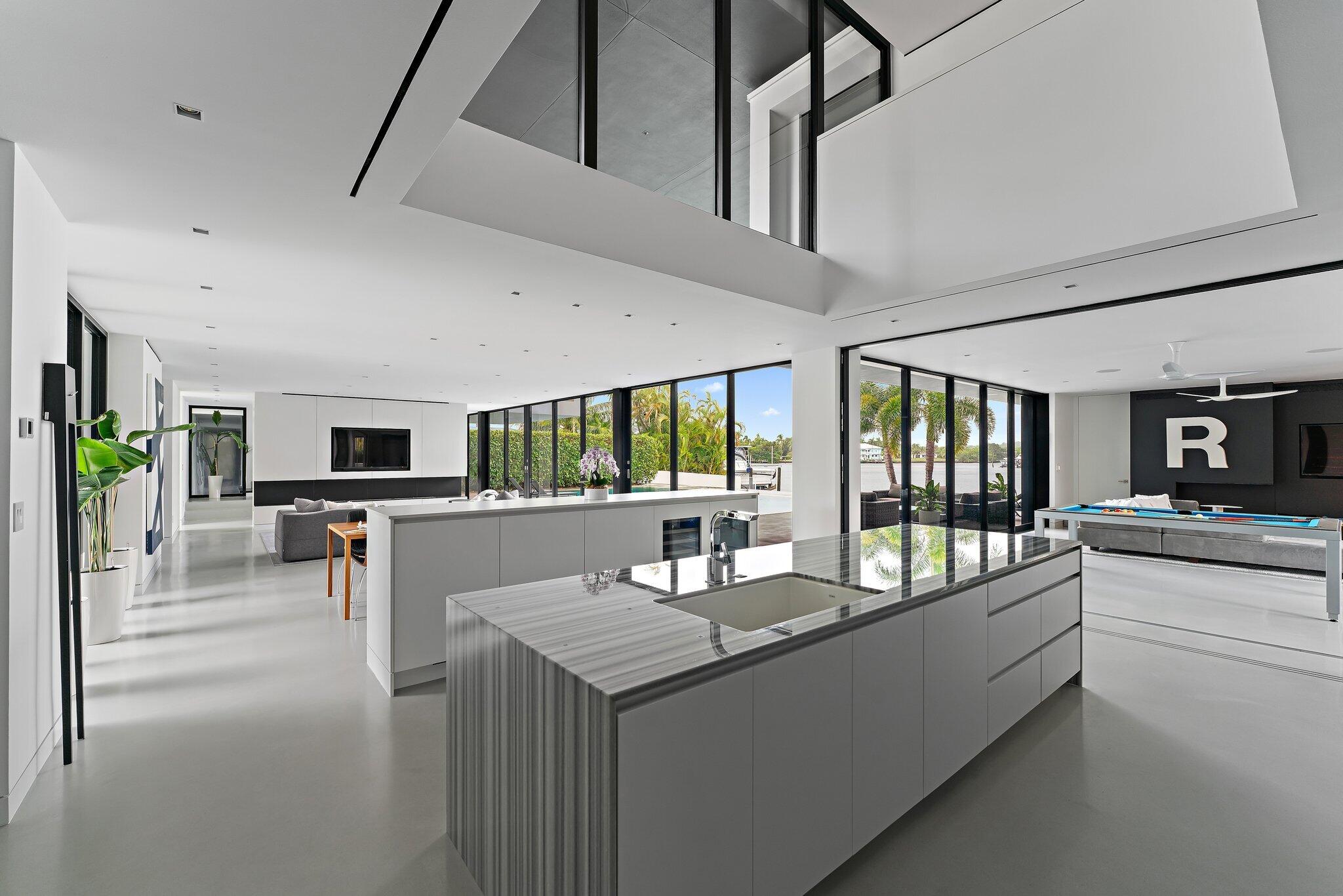 5706 Holly Jupiter, FL 33458