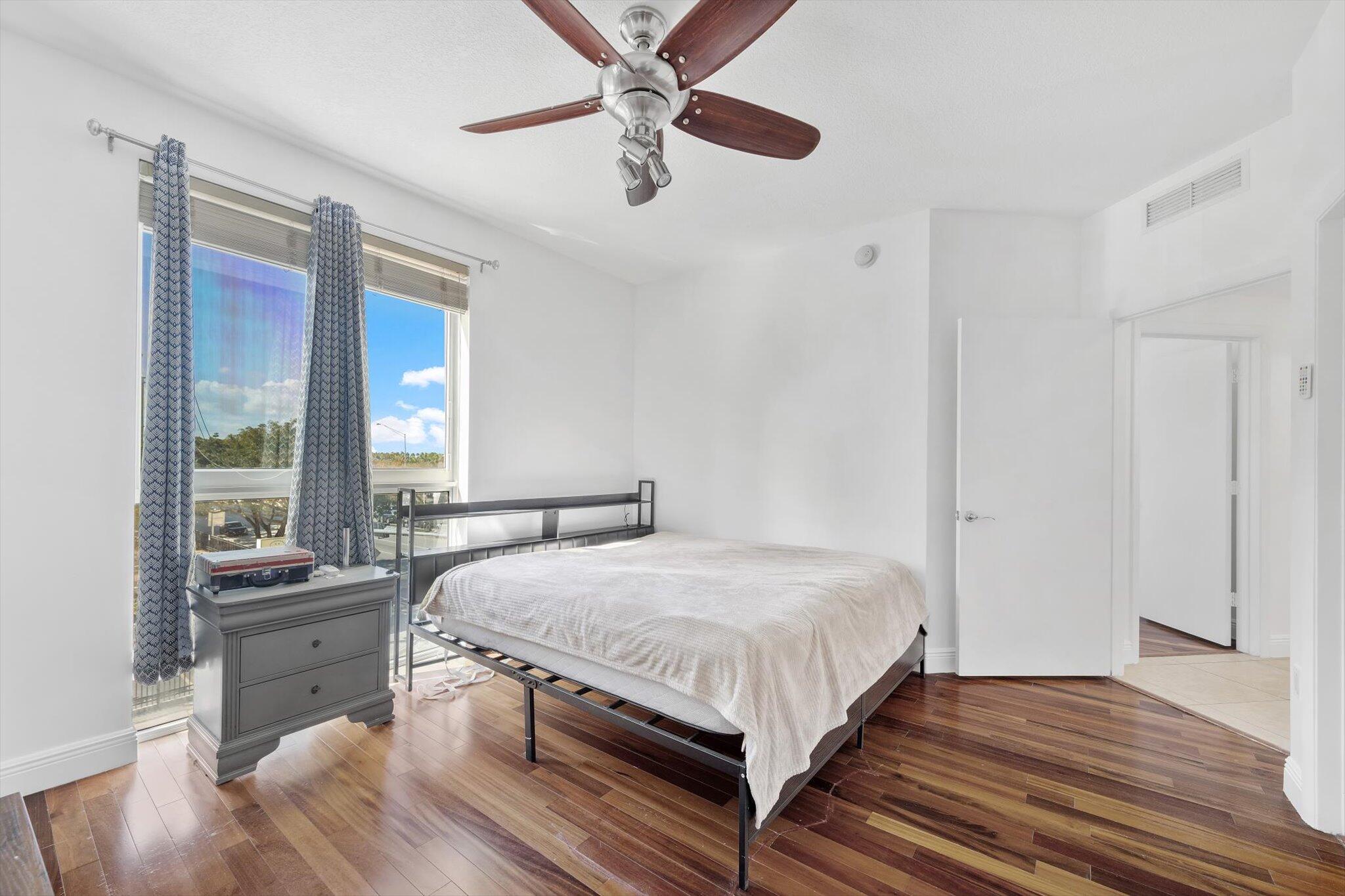 7270 SW 88th #B203 Miami, FL 33156