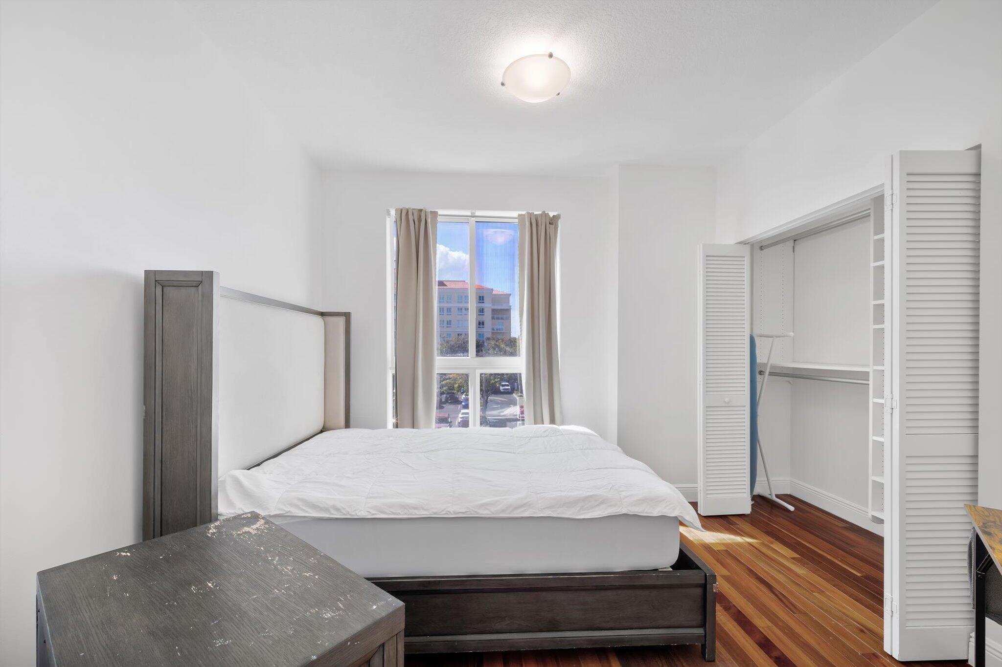 7270 SW 88th #B203 Miami, FL 33156