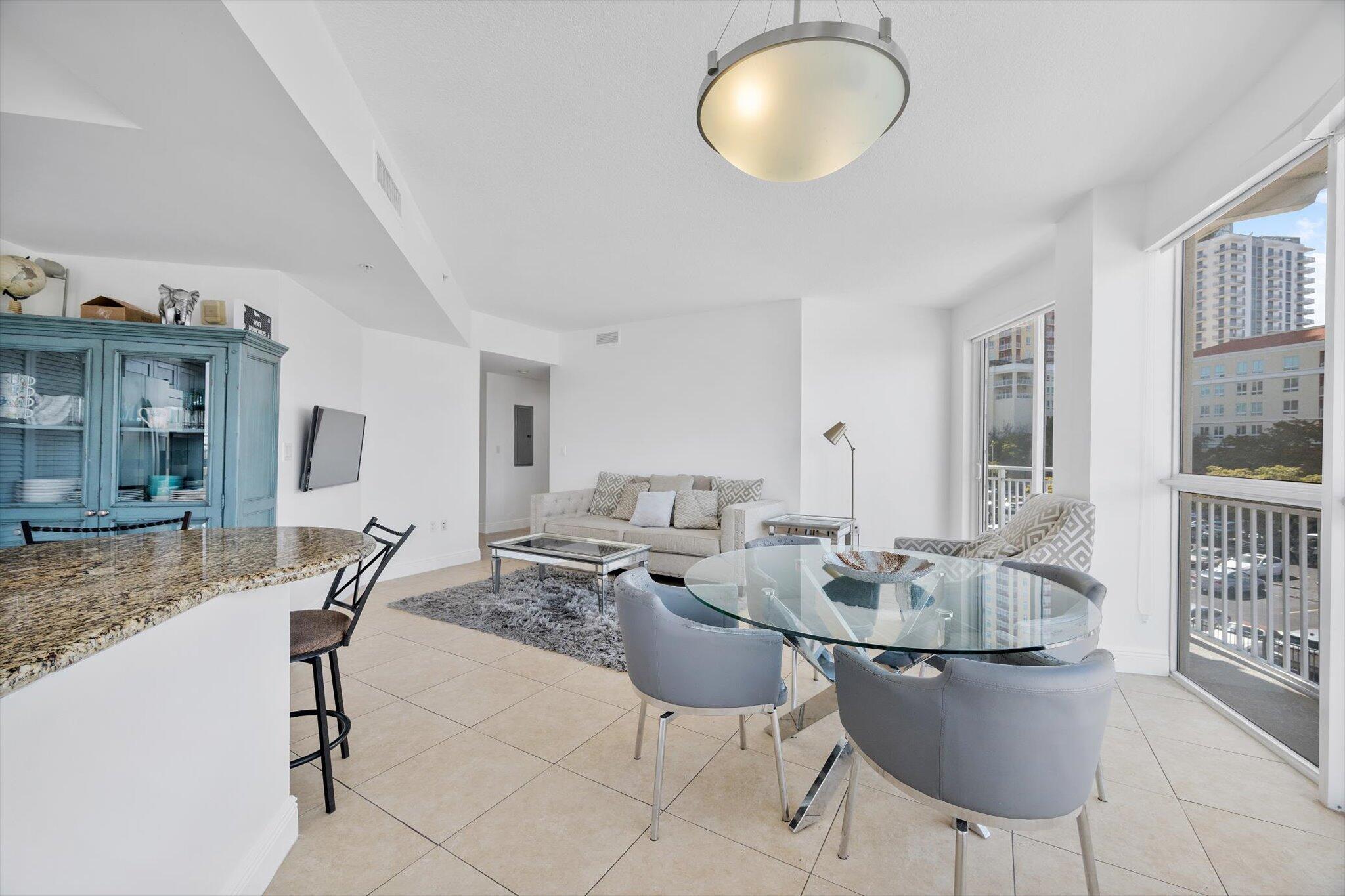 7270 SW 88th #B203 Miami, FL 33156