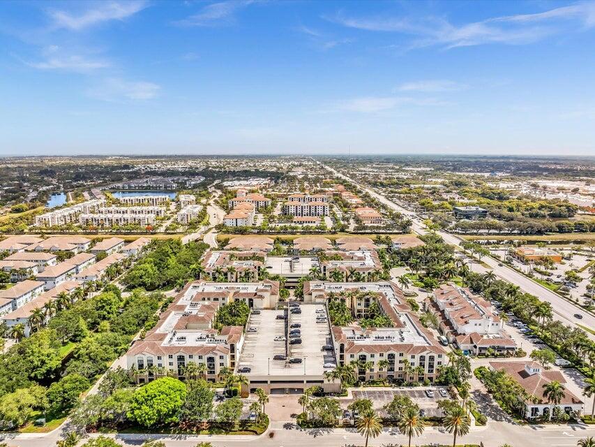 3 Renaissance #204 Boynton Beach, FL 33426