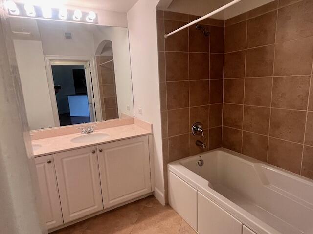 3 Renaissance #204 Boynton Beach, FL 33426