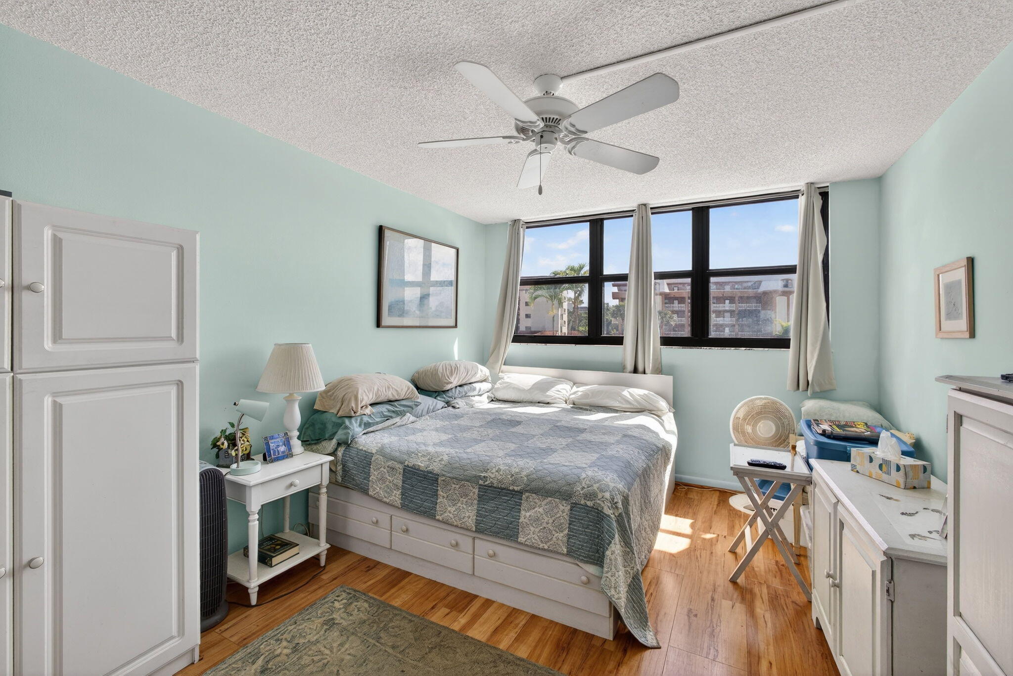 336 Golfview #207 North Palm Beach, FL 33408