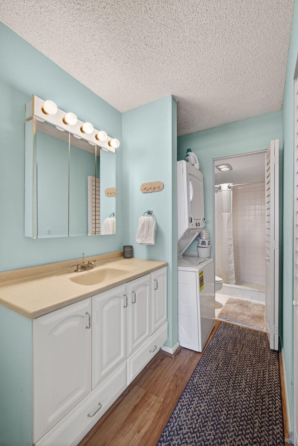 336 Golfview #207 North Palm Beach, FL 33408