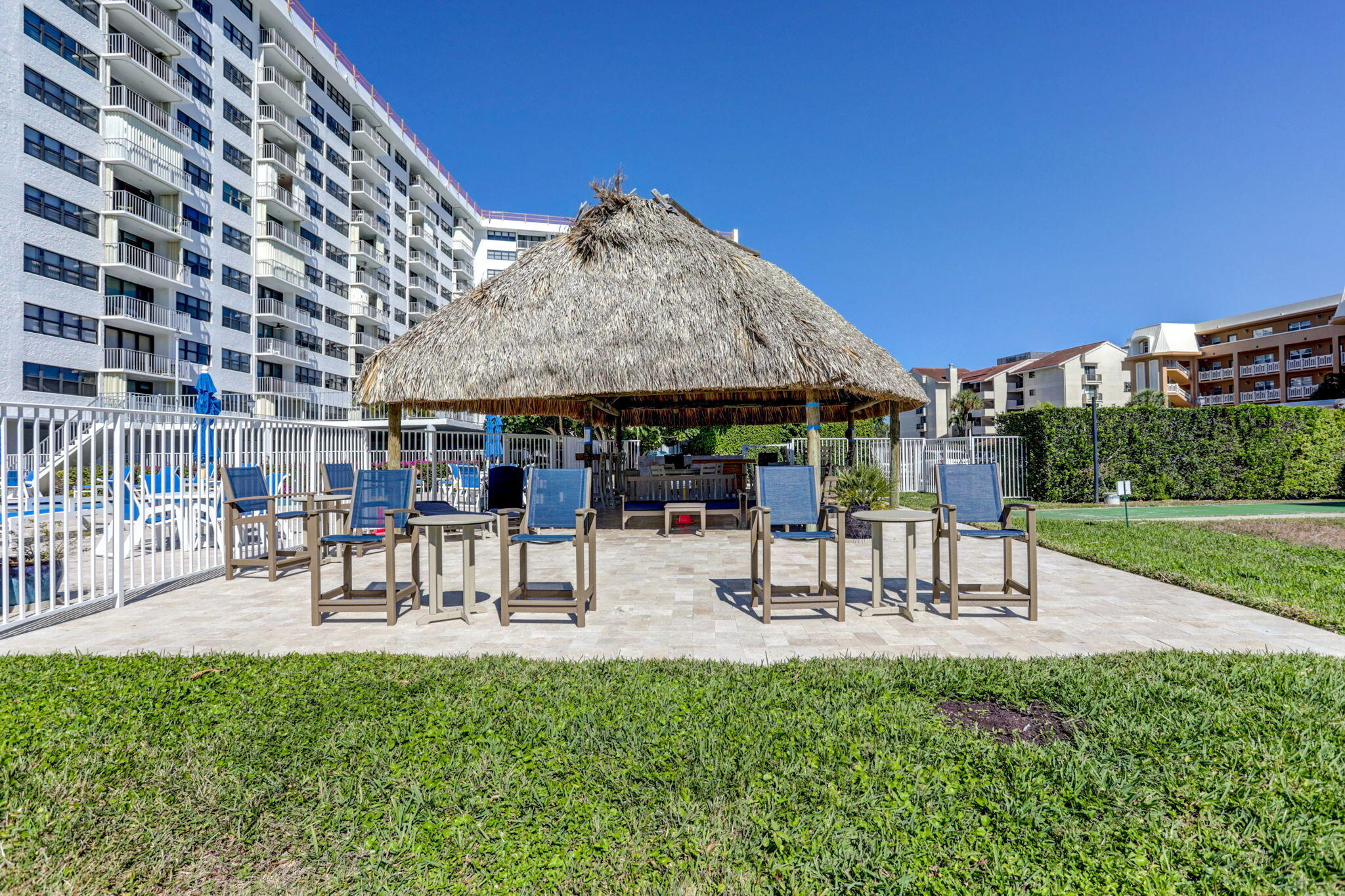 336 Golfview #207 North Palm Beach, FL 33408