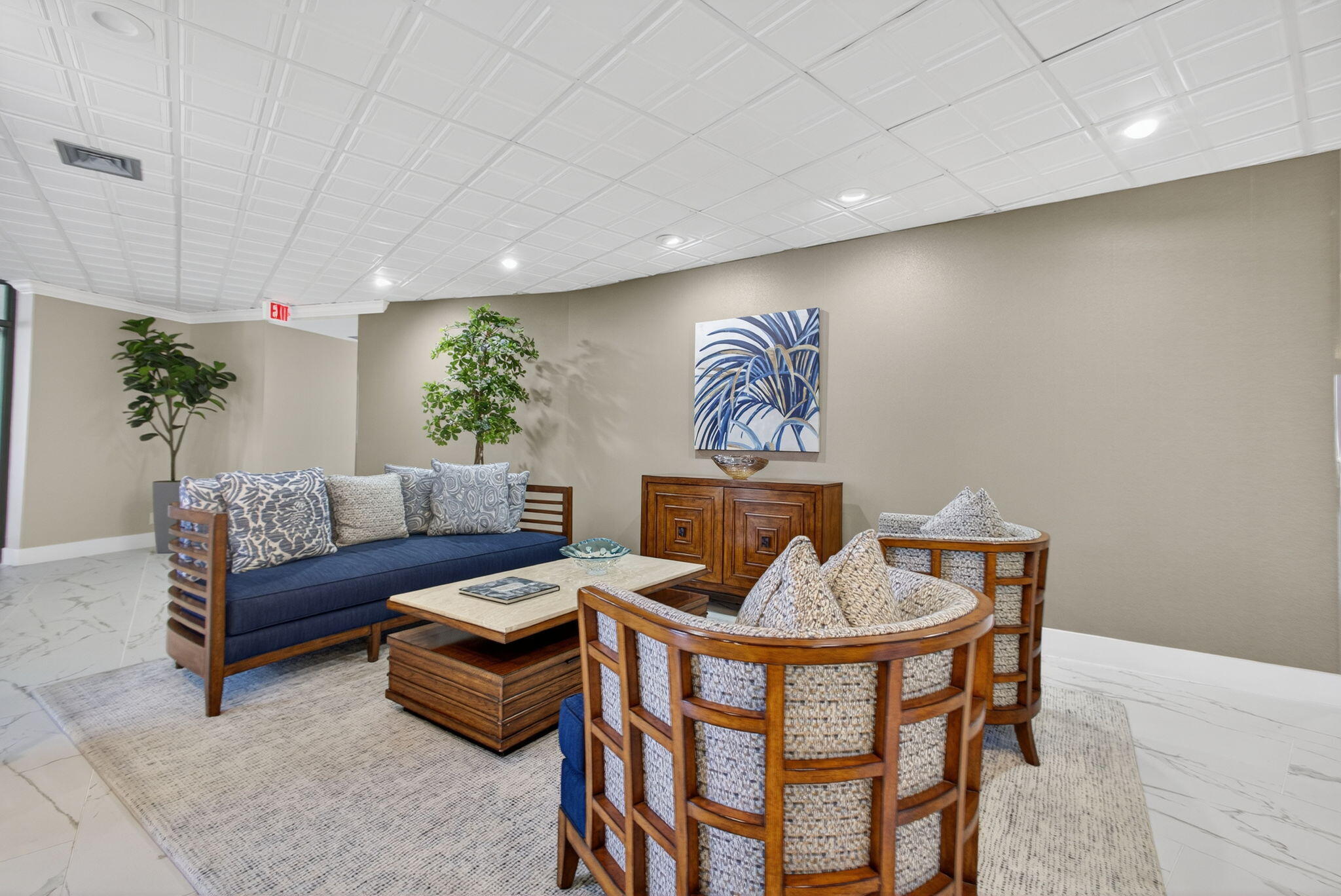 336 Golfview #207 North Palm Beach, FL 33408