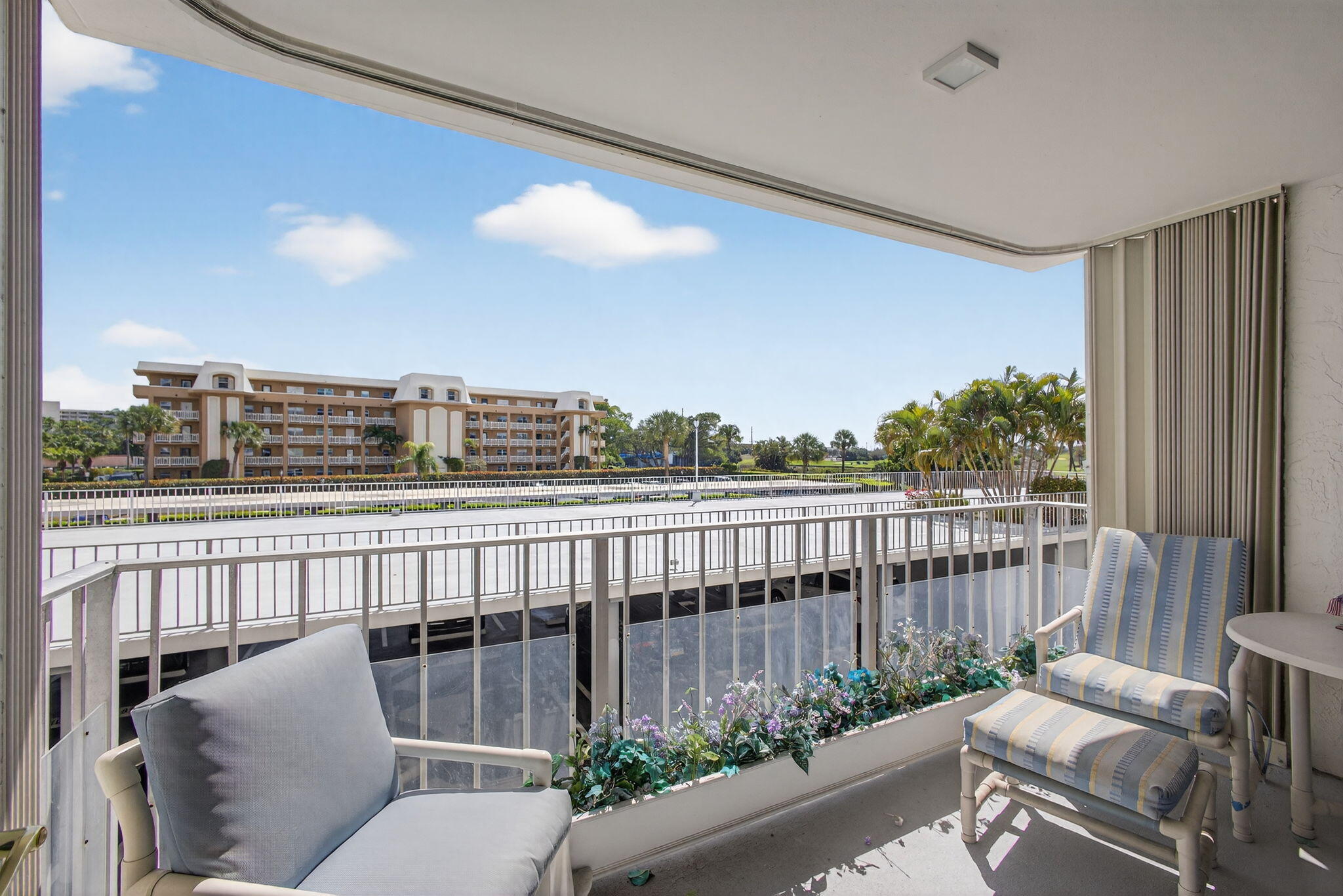 336 Golfview #207 North Palm Beach, FL 33408