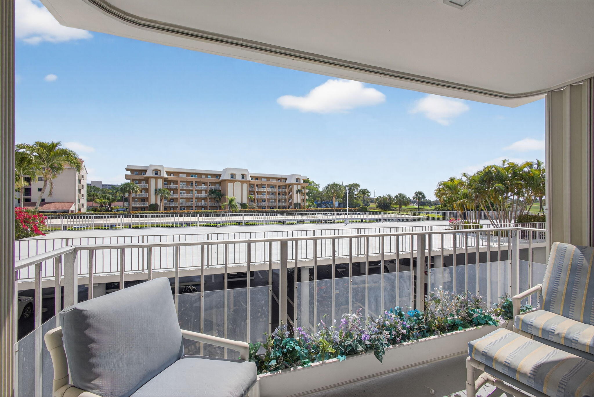 336 Golfview #207 North Palm Beach, FL 33408