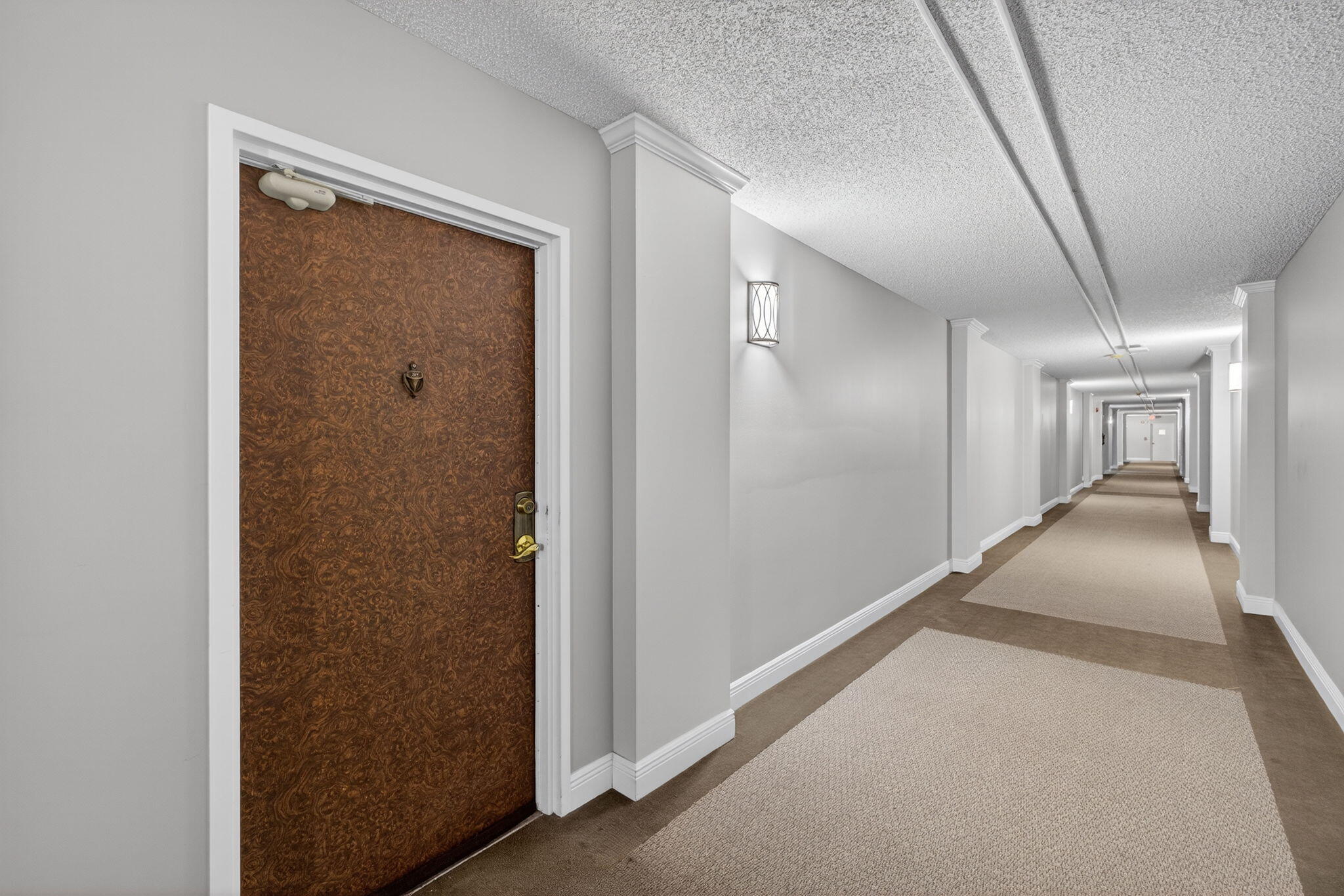 336 Golfview #207 North Palm Beach, FL 33408