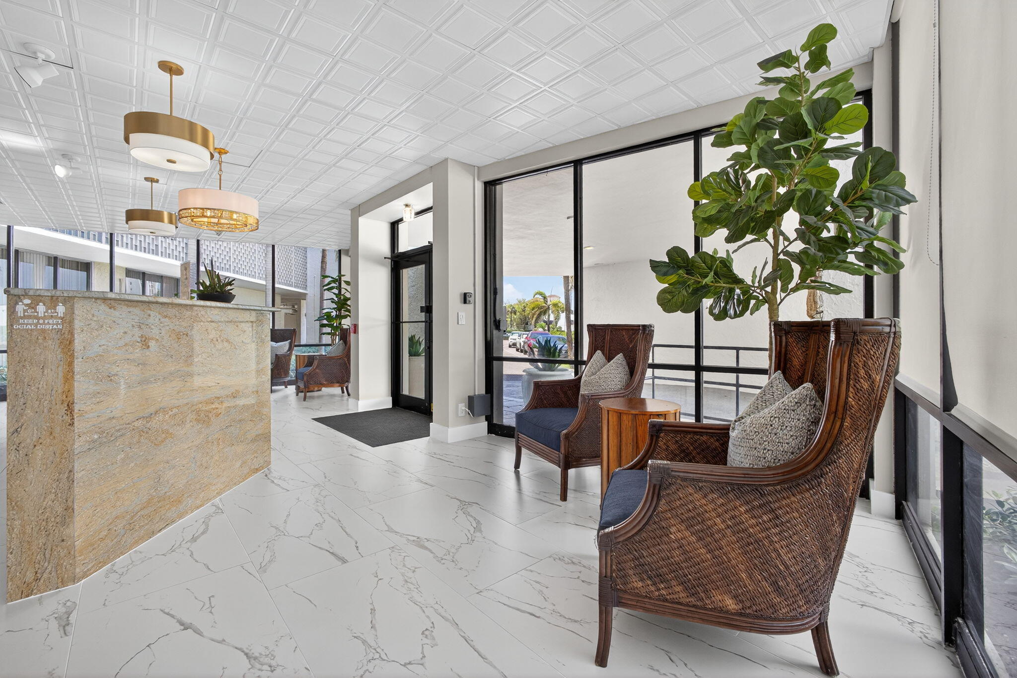 336 Golfview #207 North Palm Beach, FL 33408