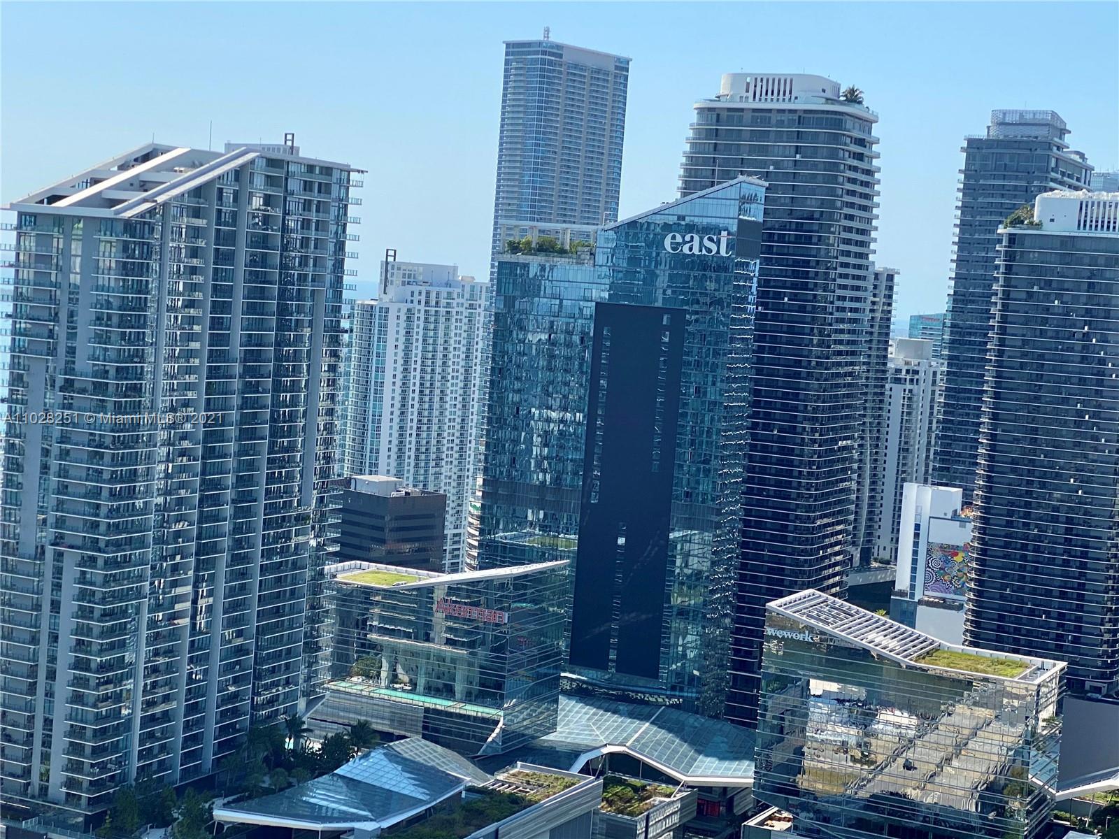 90 SW 3rd St #PH-5 Miami, FL 33130