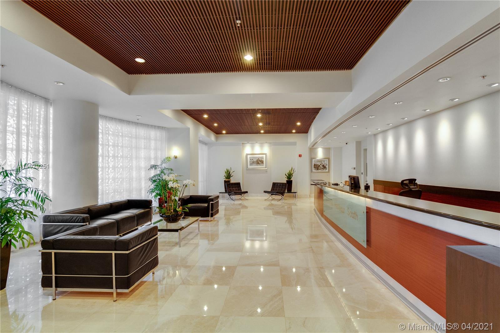 1800 Sunset Harbour Dr #1807 Miami Beach, FL 33139