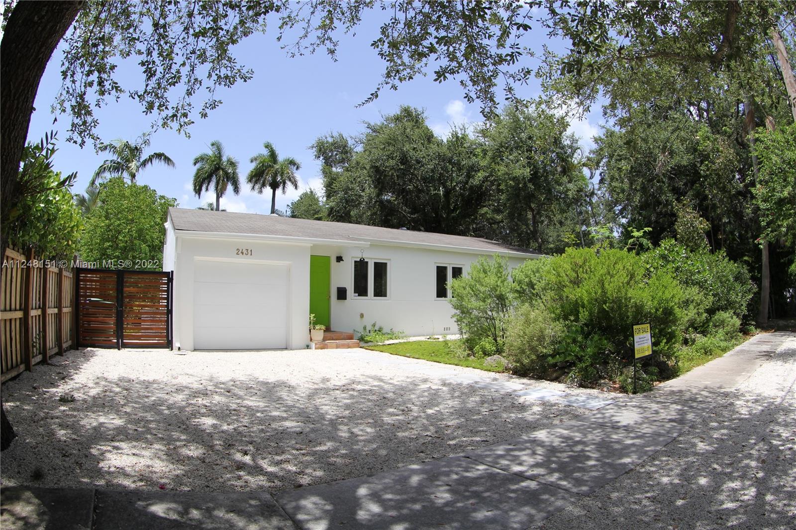 2431 Swanson Ave