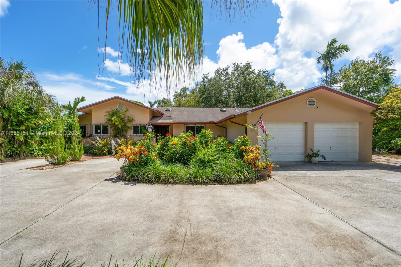 12307 SW 102nd Ave