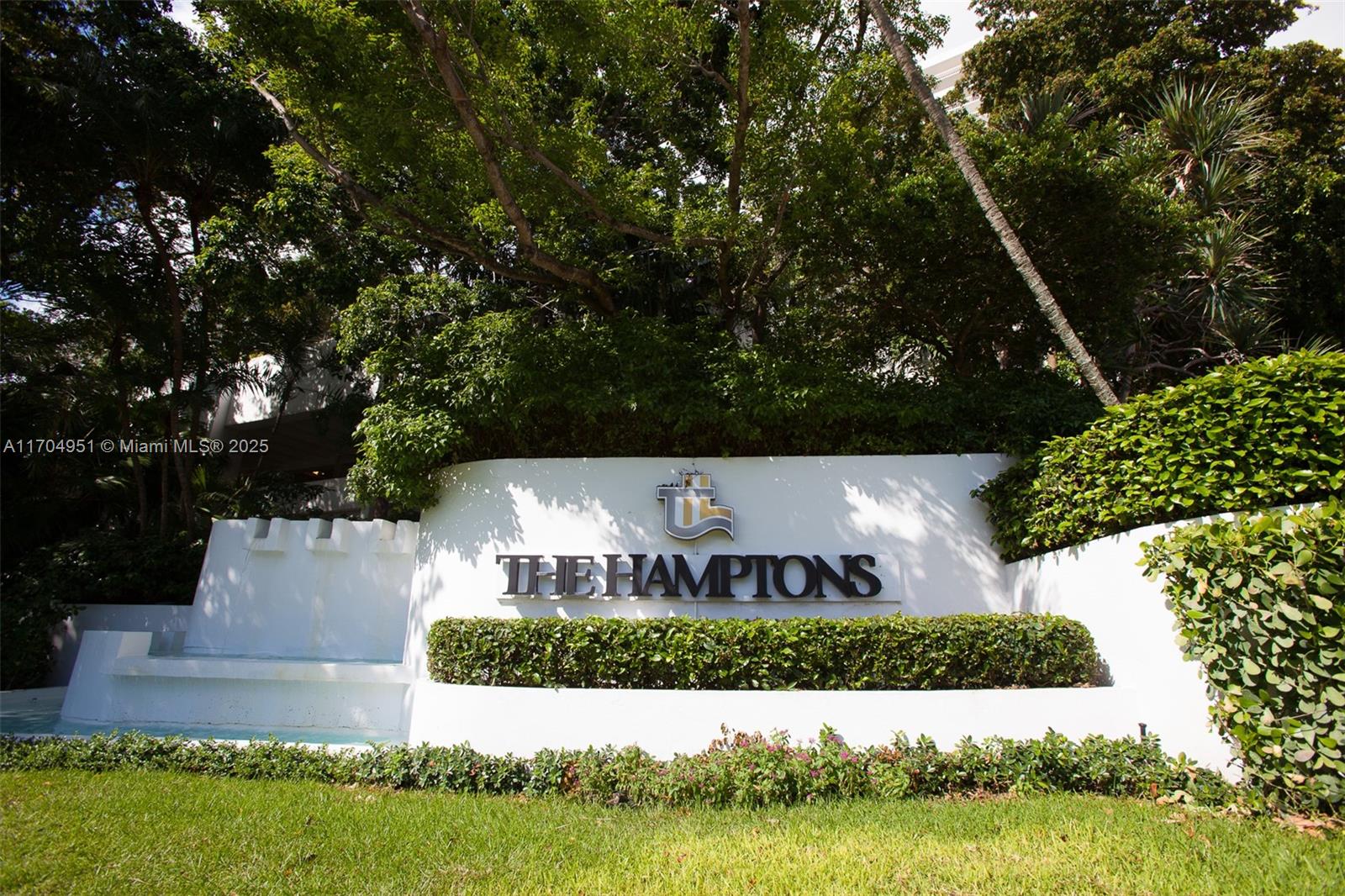 image Hamptons West78
