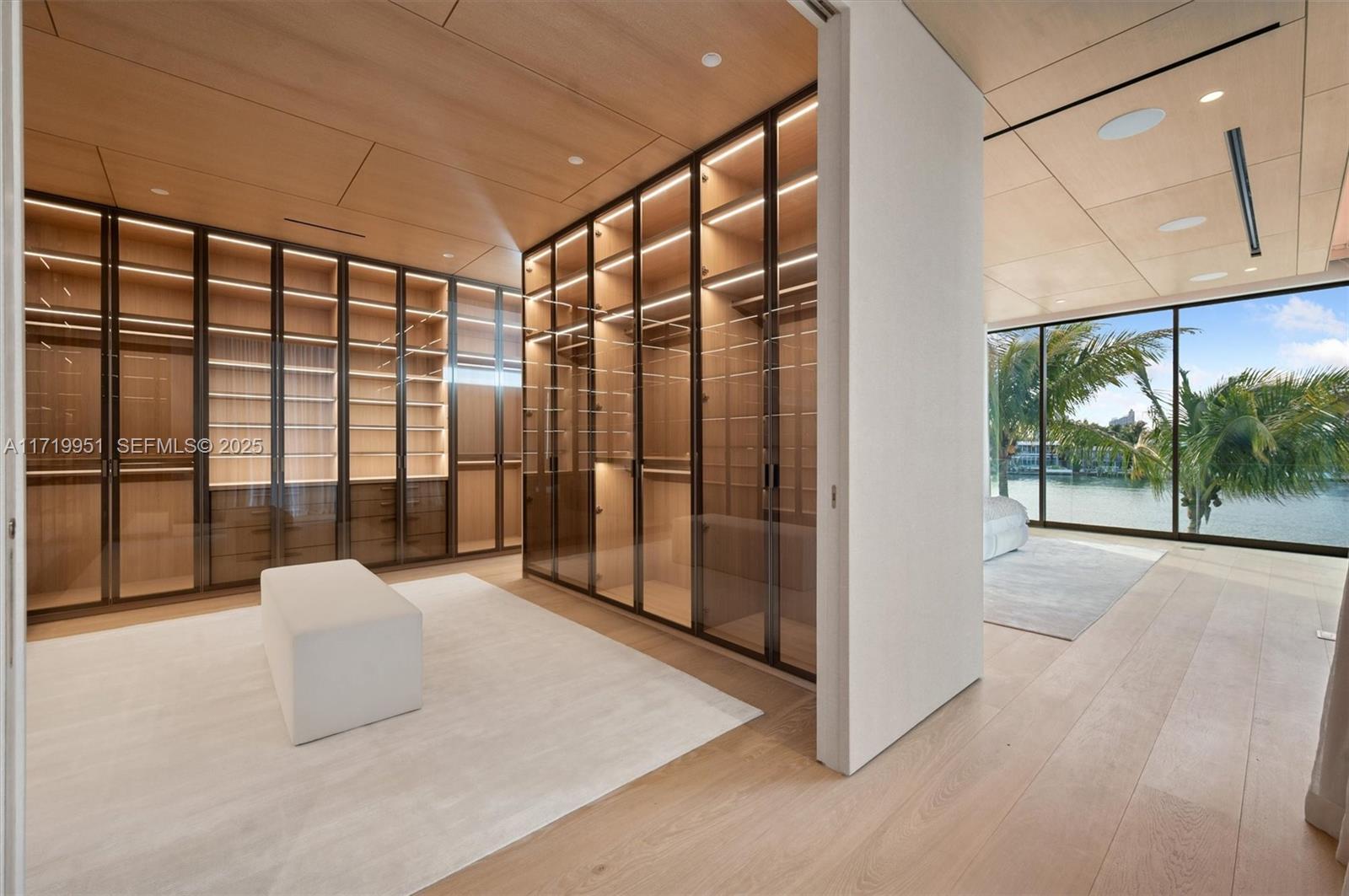 424 W Rivo Alto Dr Miami Beach, FL 33139