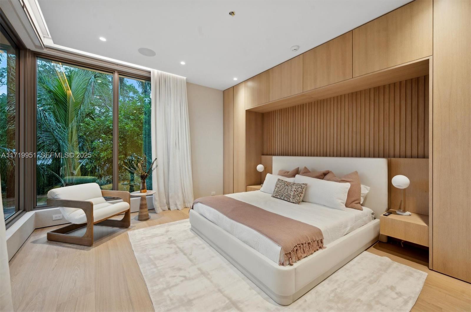 424 W Rivo Alto Dr Miami Beach, FL 33139