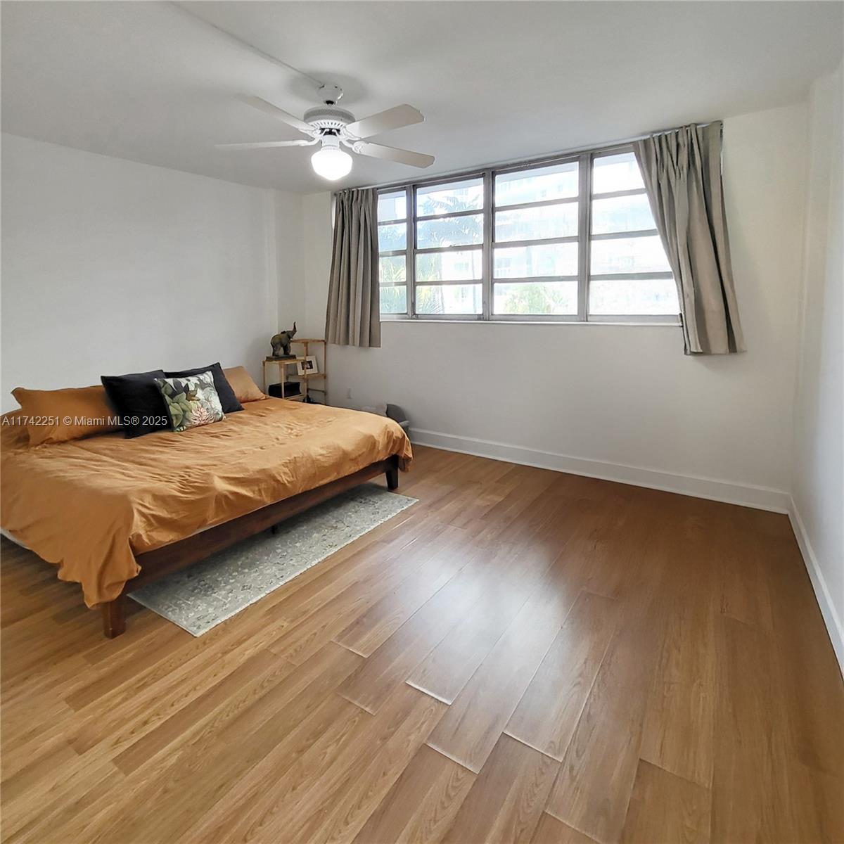 image SOUTH BAY CLUB CONDO7