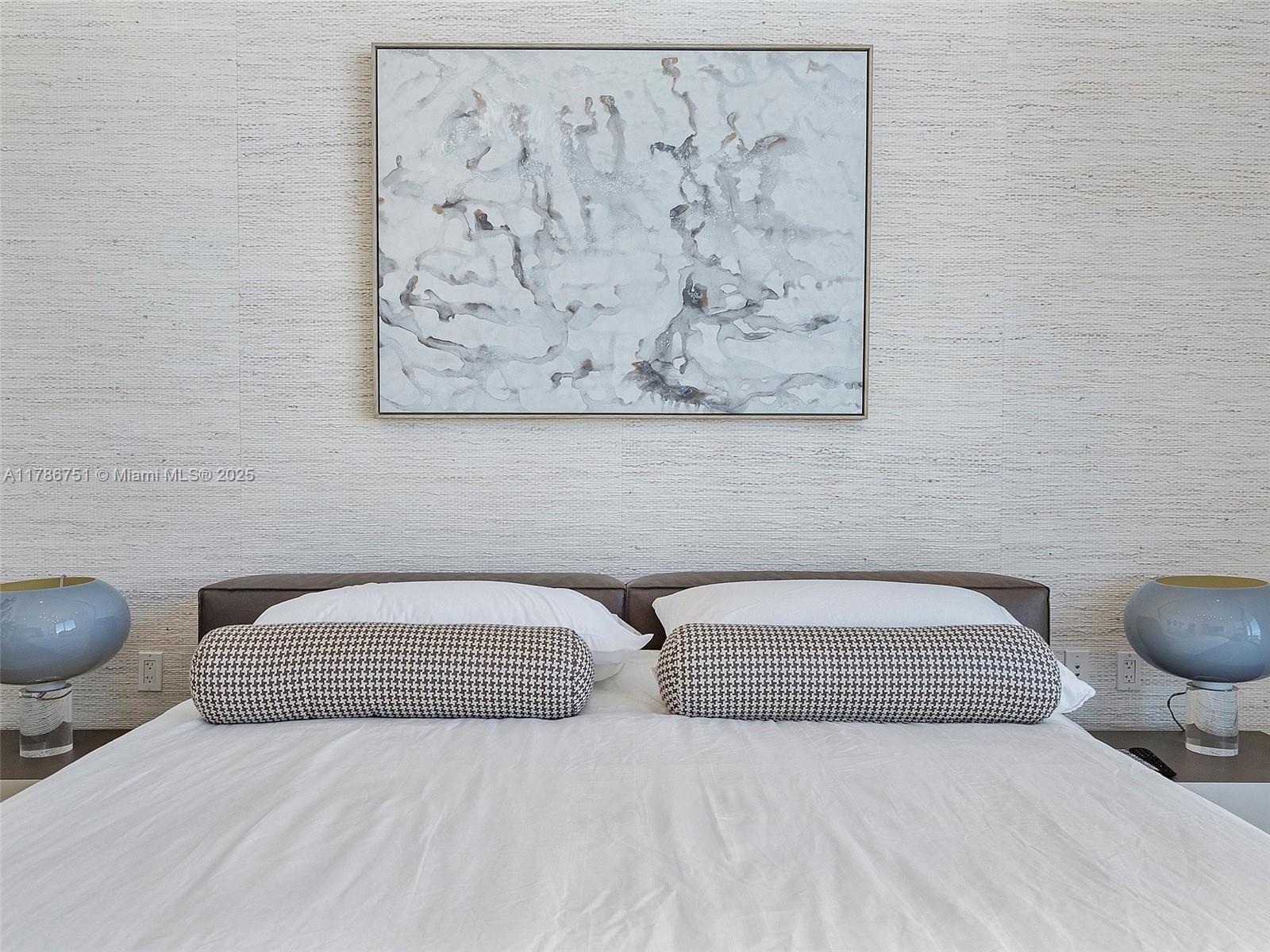 21 Isle Of Venice Dr #PH1 Fort Lauderdale, FL 33301