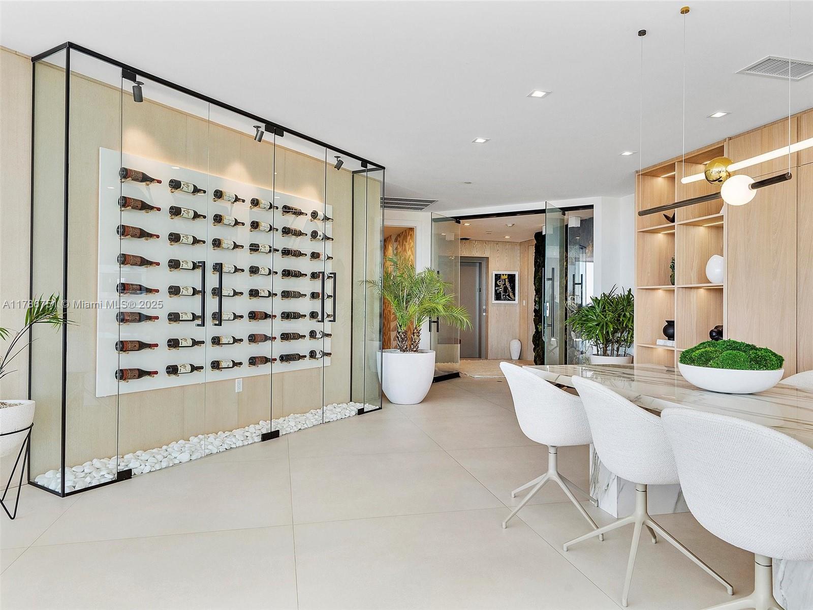 21 Isle Of Venice Dr #PH1 Fort Lauderdale, FL 33301