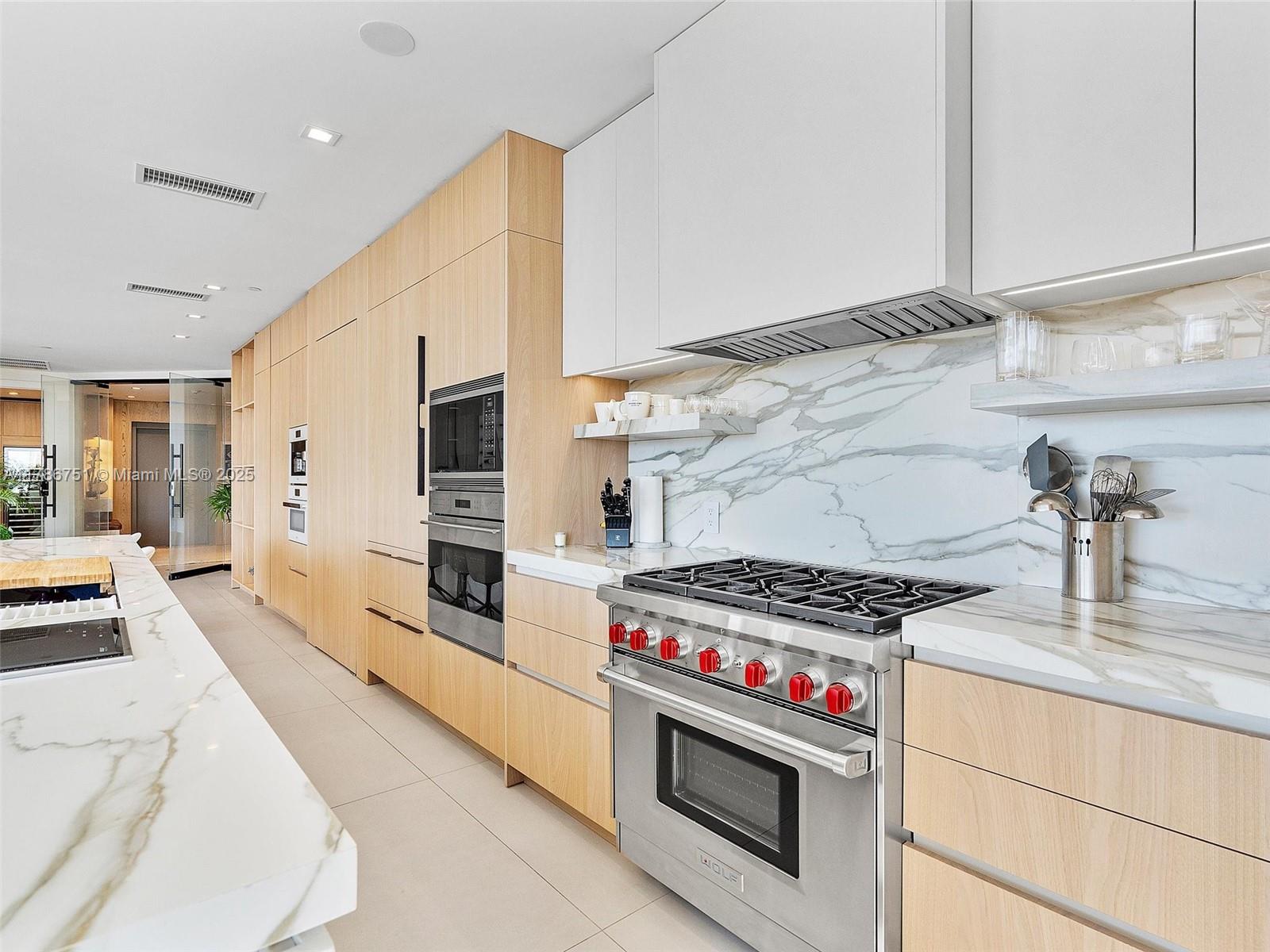 21 Isle Of Venice Dr #PH1 Fort Lauderdale, FL 33301