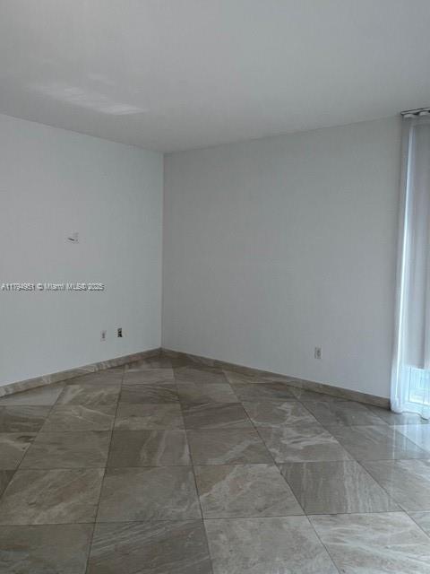 image 1060 Brickell15