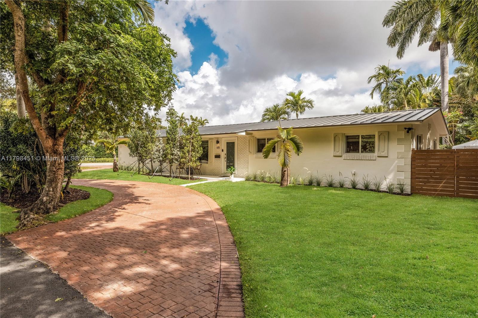 615 NE 115th St Biscayne Park, FL 33161