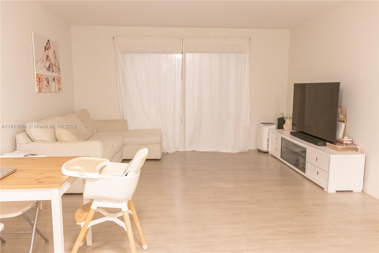2200 S Cypress Bnd Dr #204