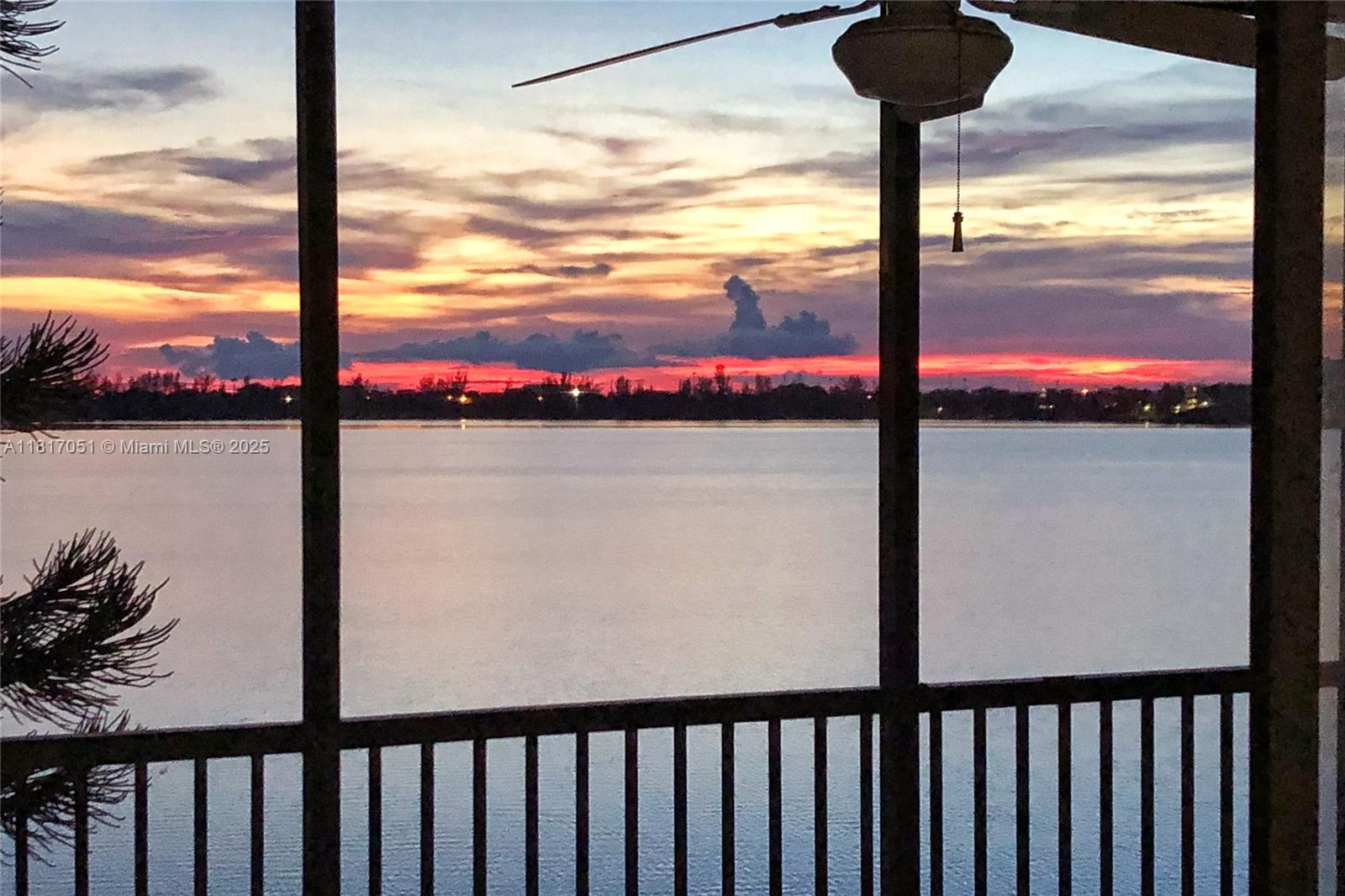 111 Lake Emerald Dr #307