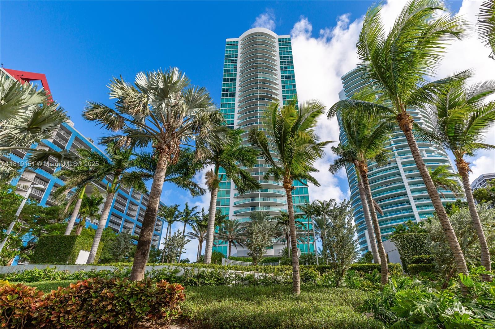 image Skyline On Brickell25