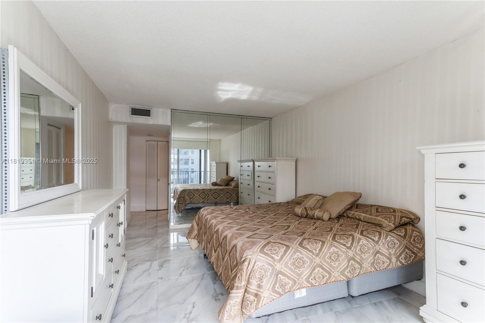 9273 Collins Ave #1101 Surfside, FL 33154