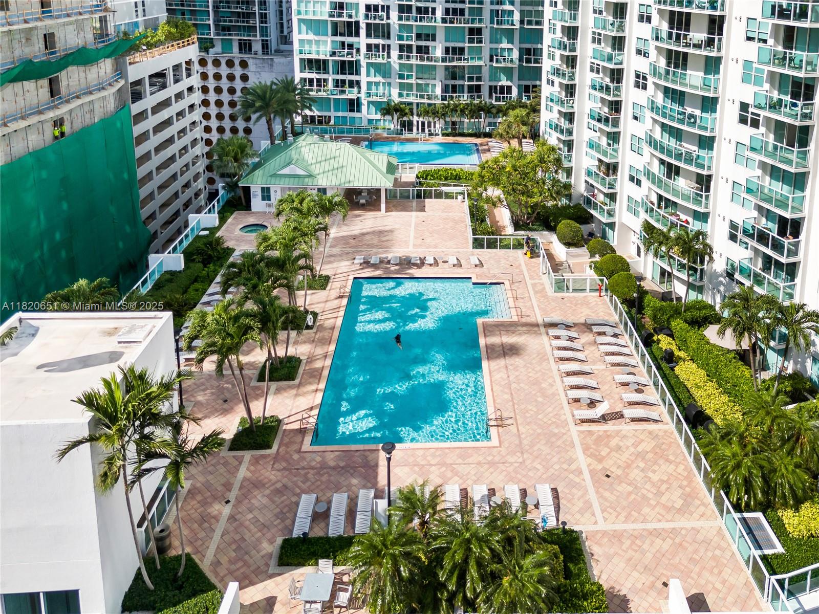 image BRICKELL ON THE RIVER27