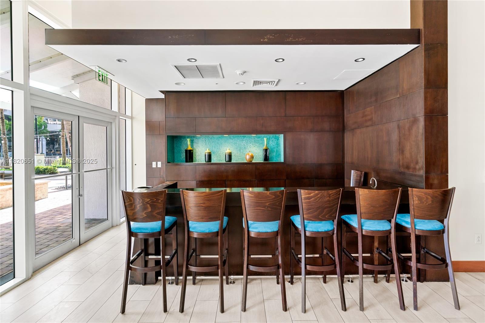 image BRICKELL ON THE RIVER44