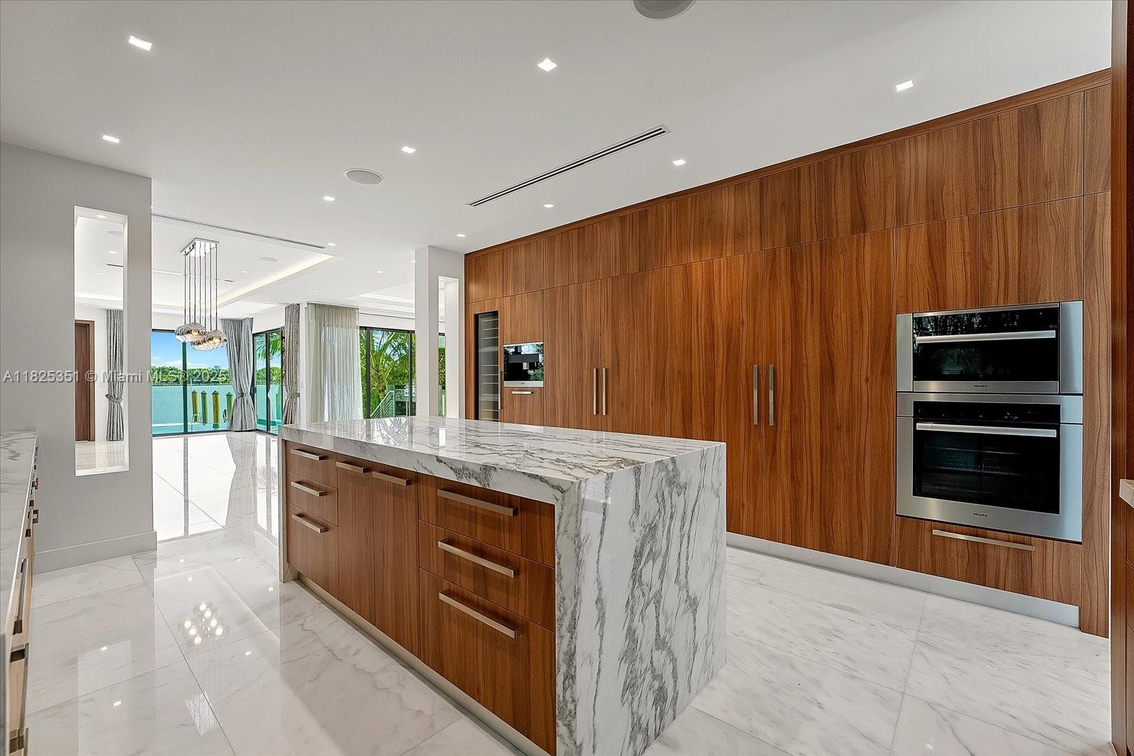 1311 Stillwater Dr Miami Beach, FL 33141 1311 Stillwater Dr Miami Beach, FL 33141