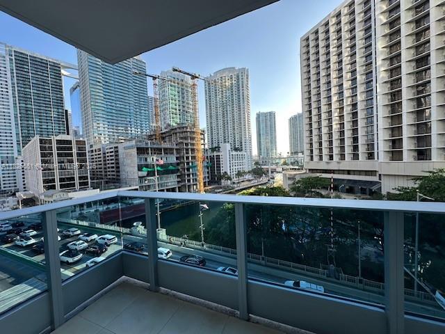 200 Biscayne Blvd Way #701,Miami, FL 33131