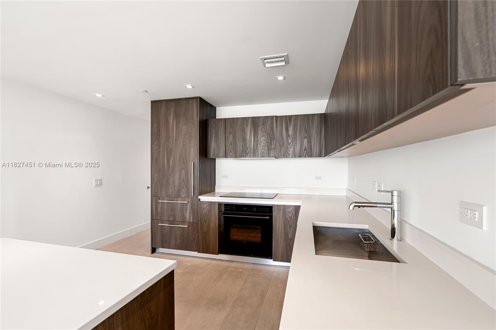 image One Paraiso Condo10