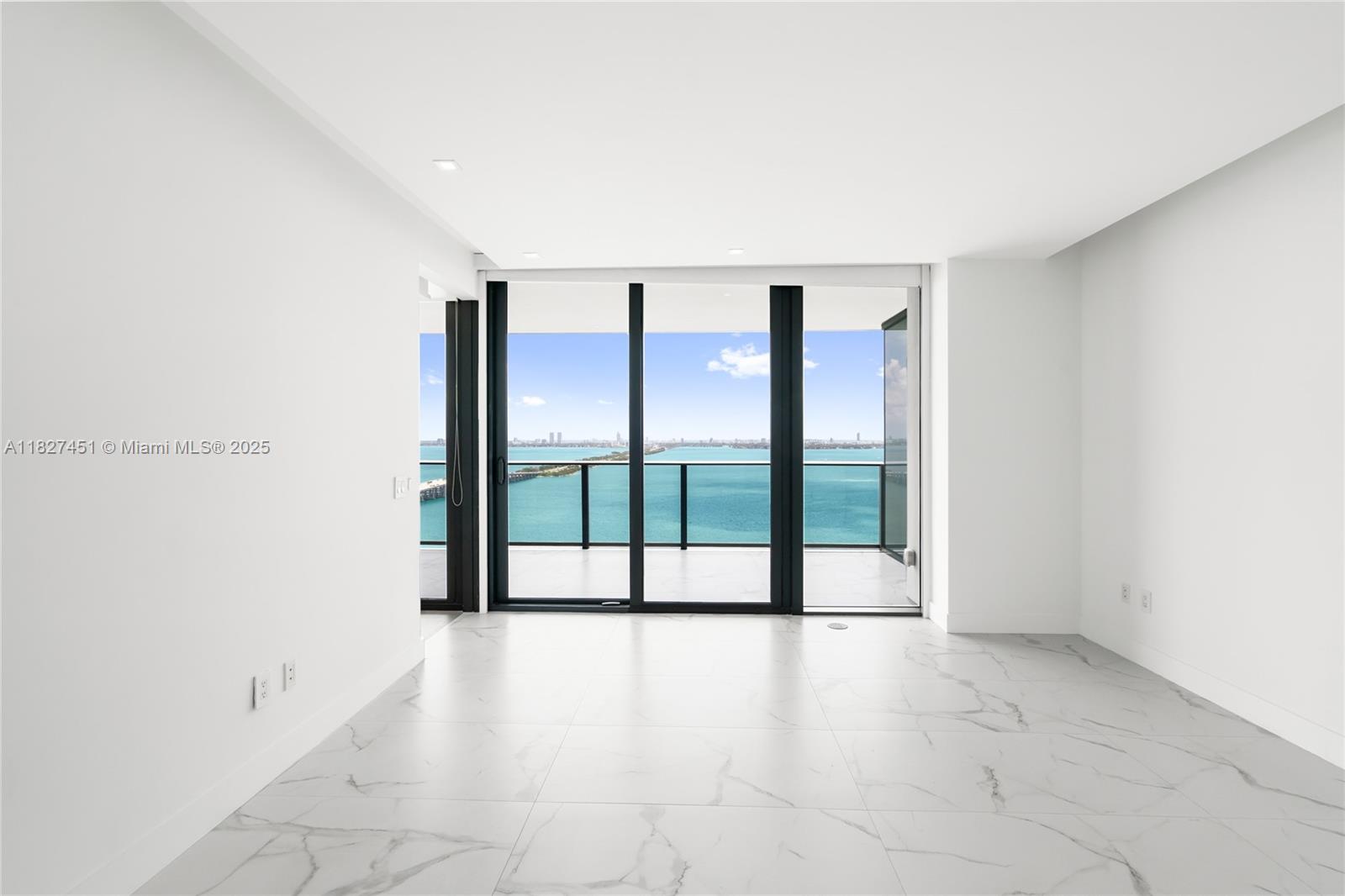 image One Paraiso Condo41
