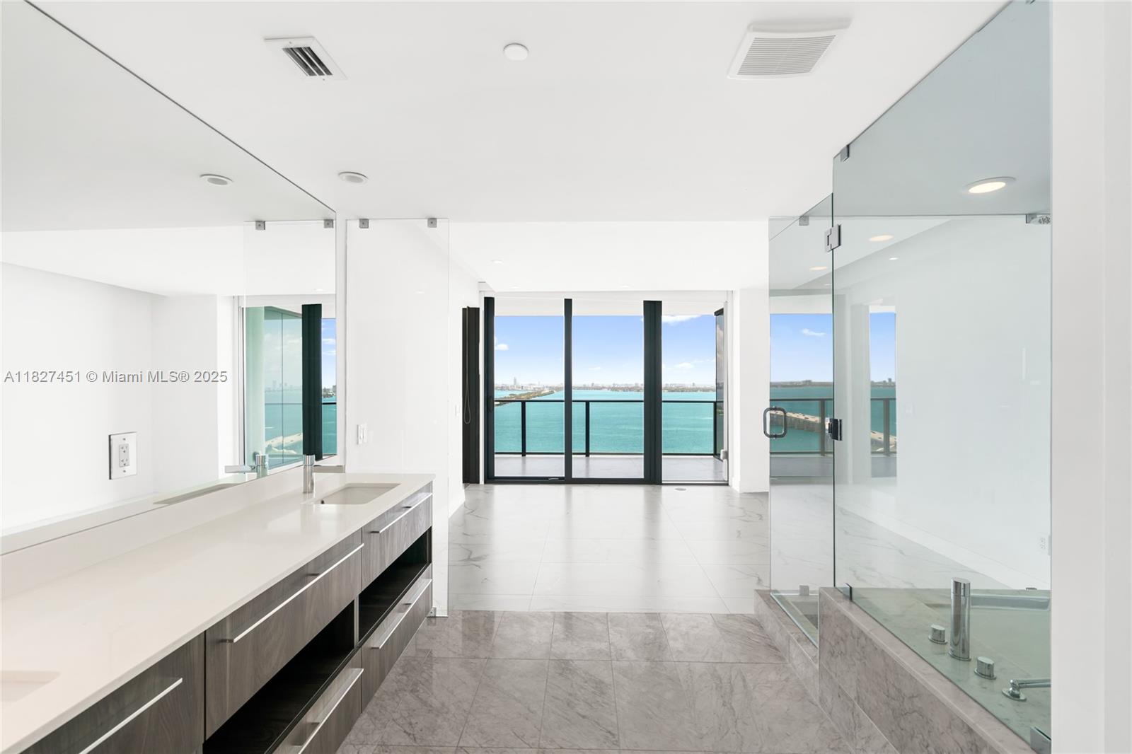 image One Paraiso Condo49