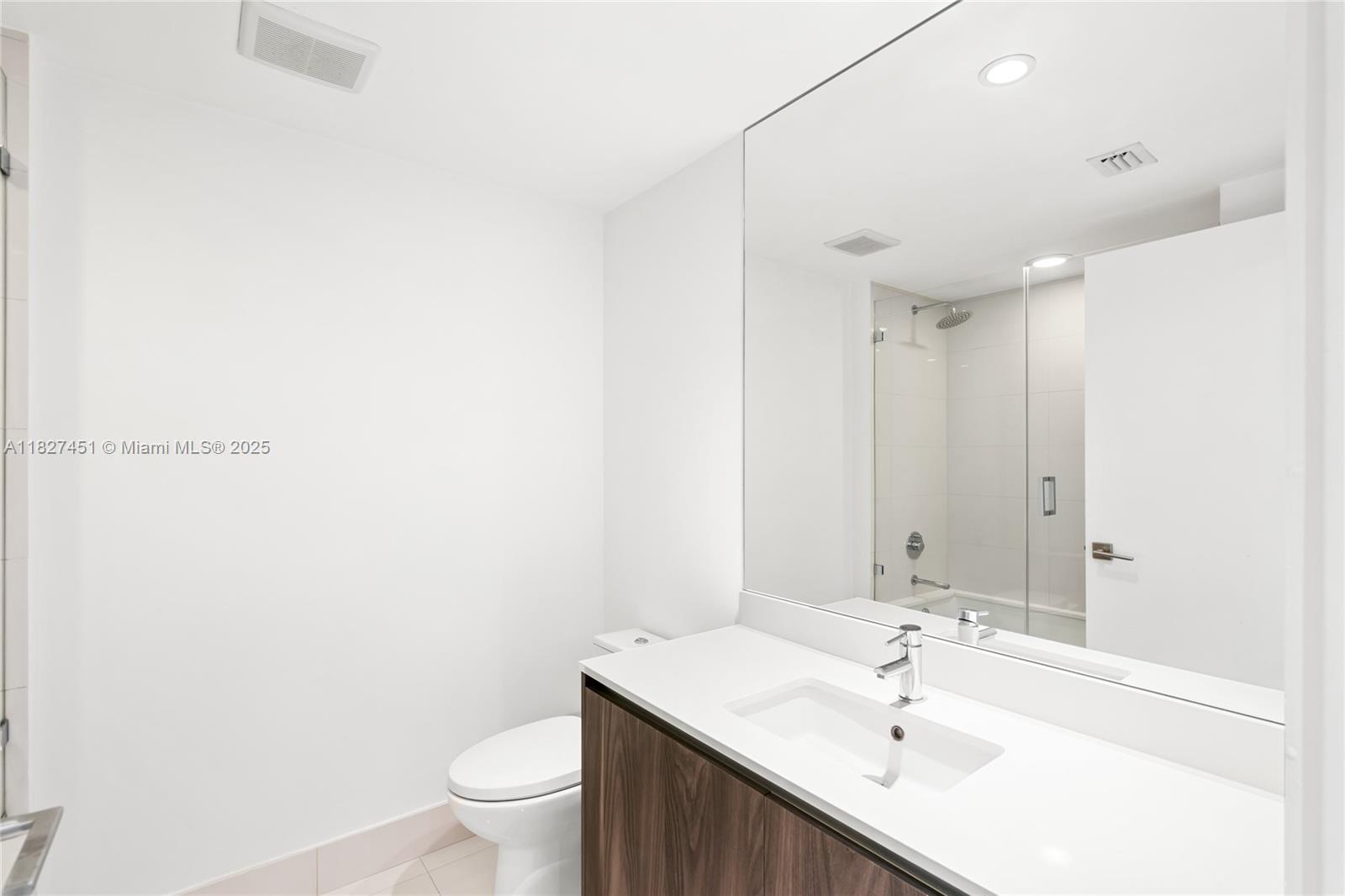 image One Paraiso Condo51