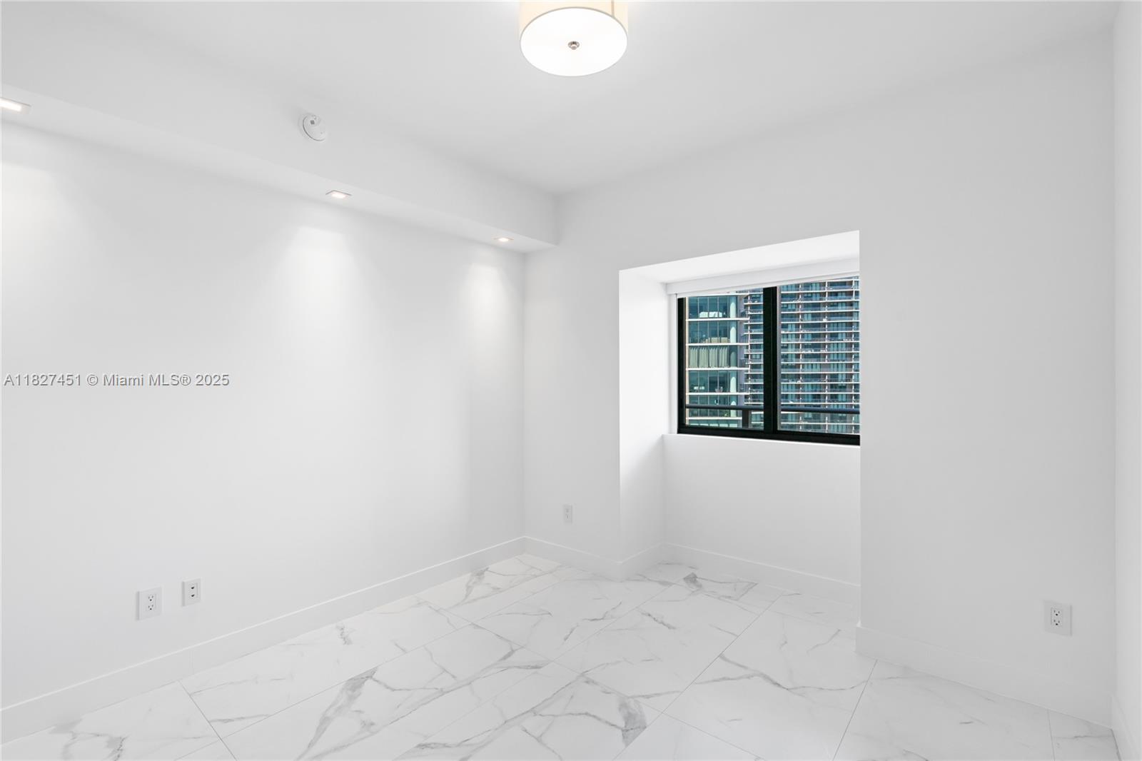 image One Paraiso Condo57