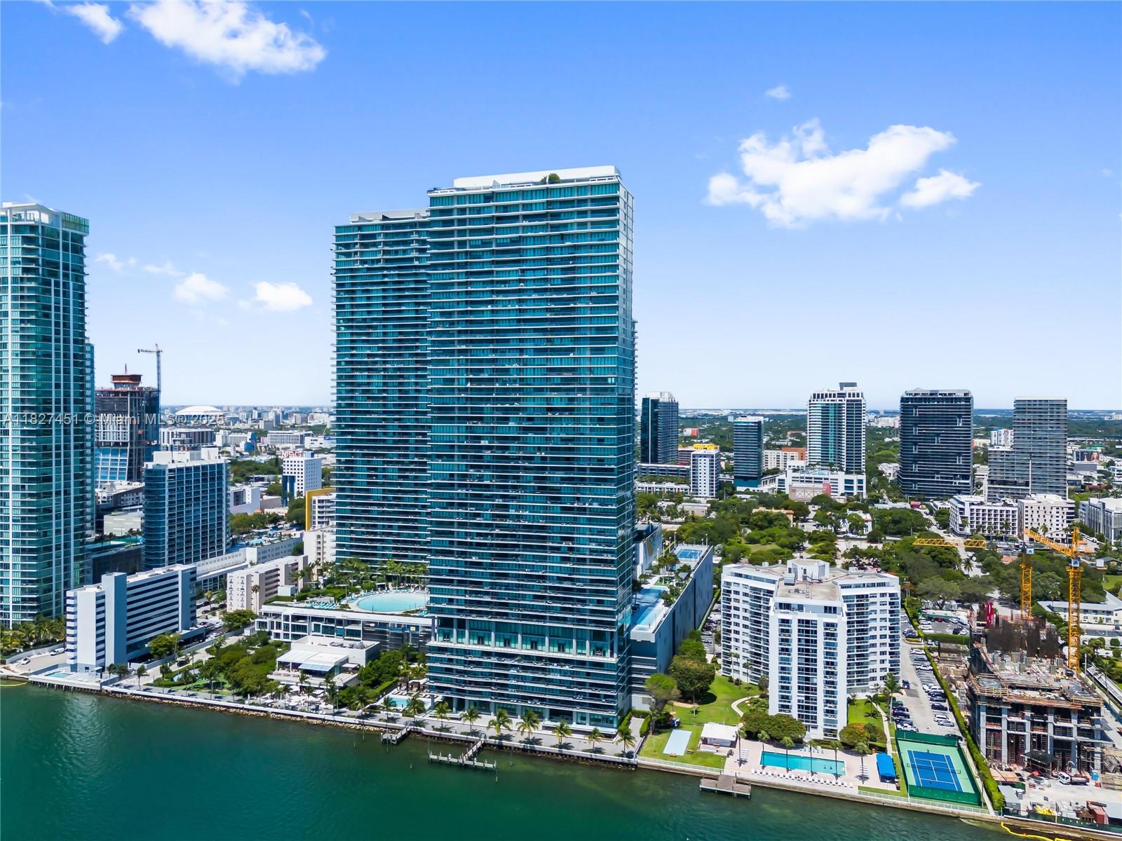 image One Paraiso Condo61