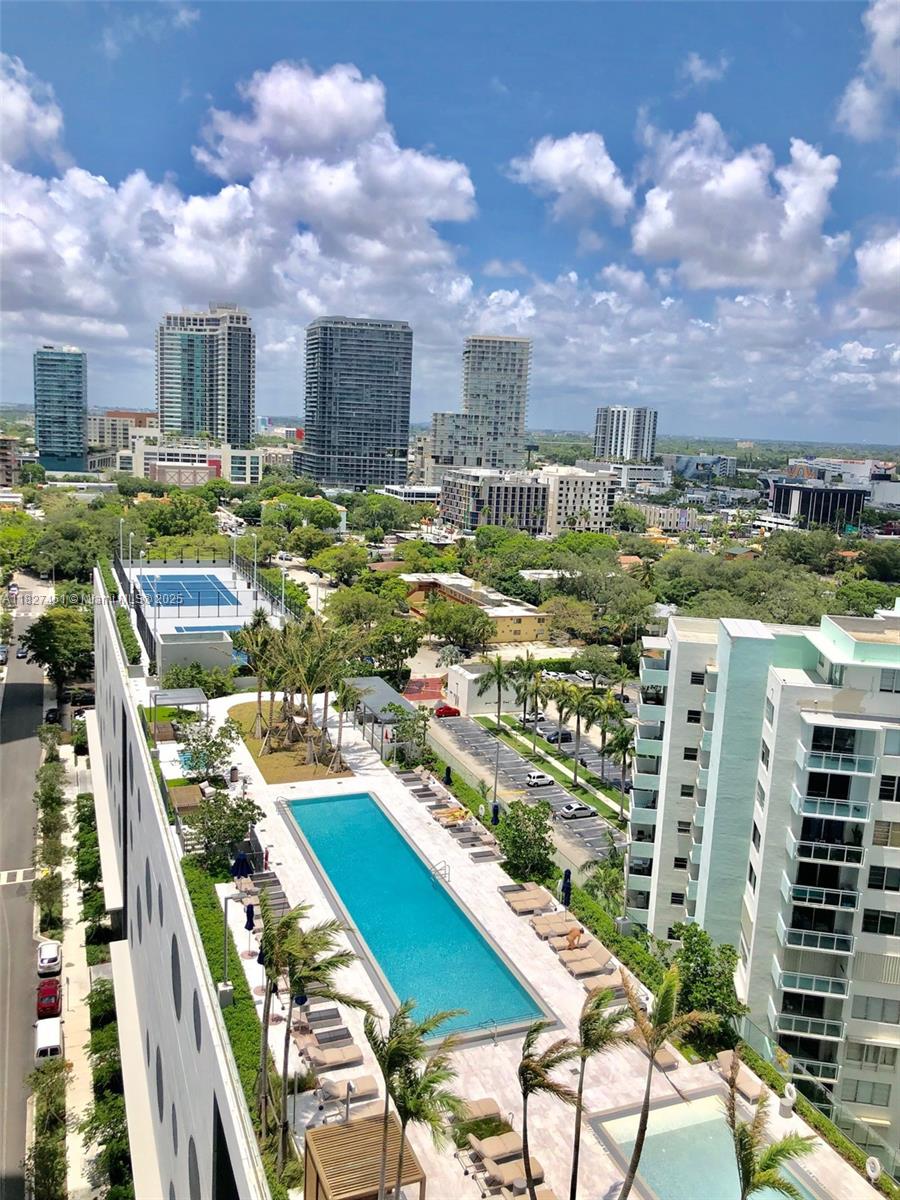 image One Paraiso Condo80